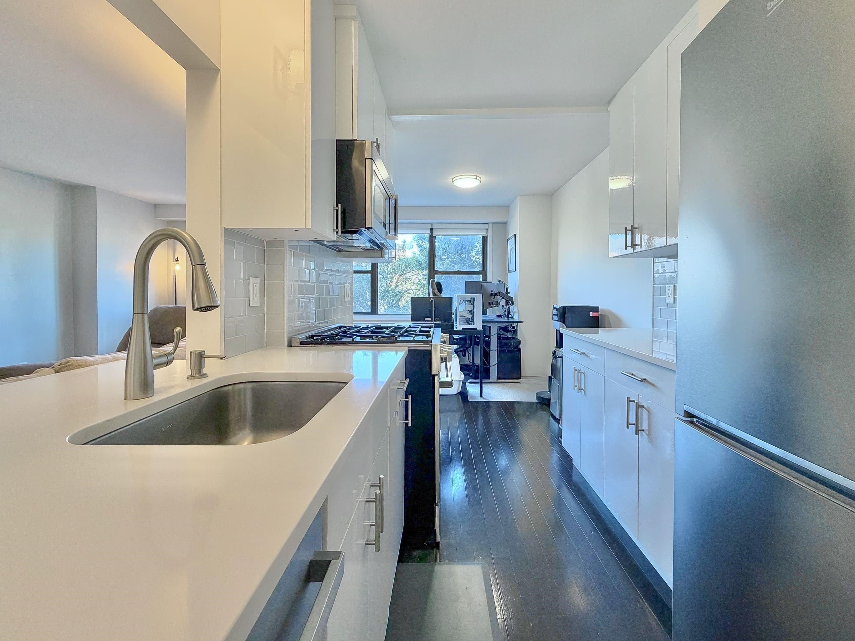 500 CENTRAL AVE - Photo 4
