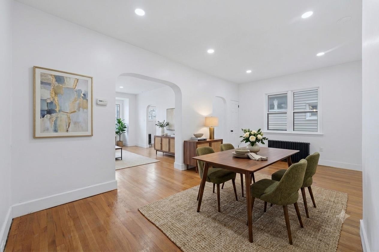 281 AVENUE C - Photo 4