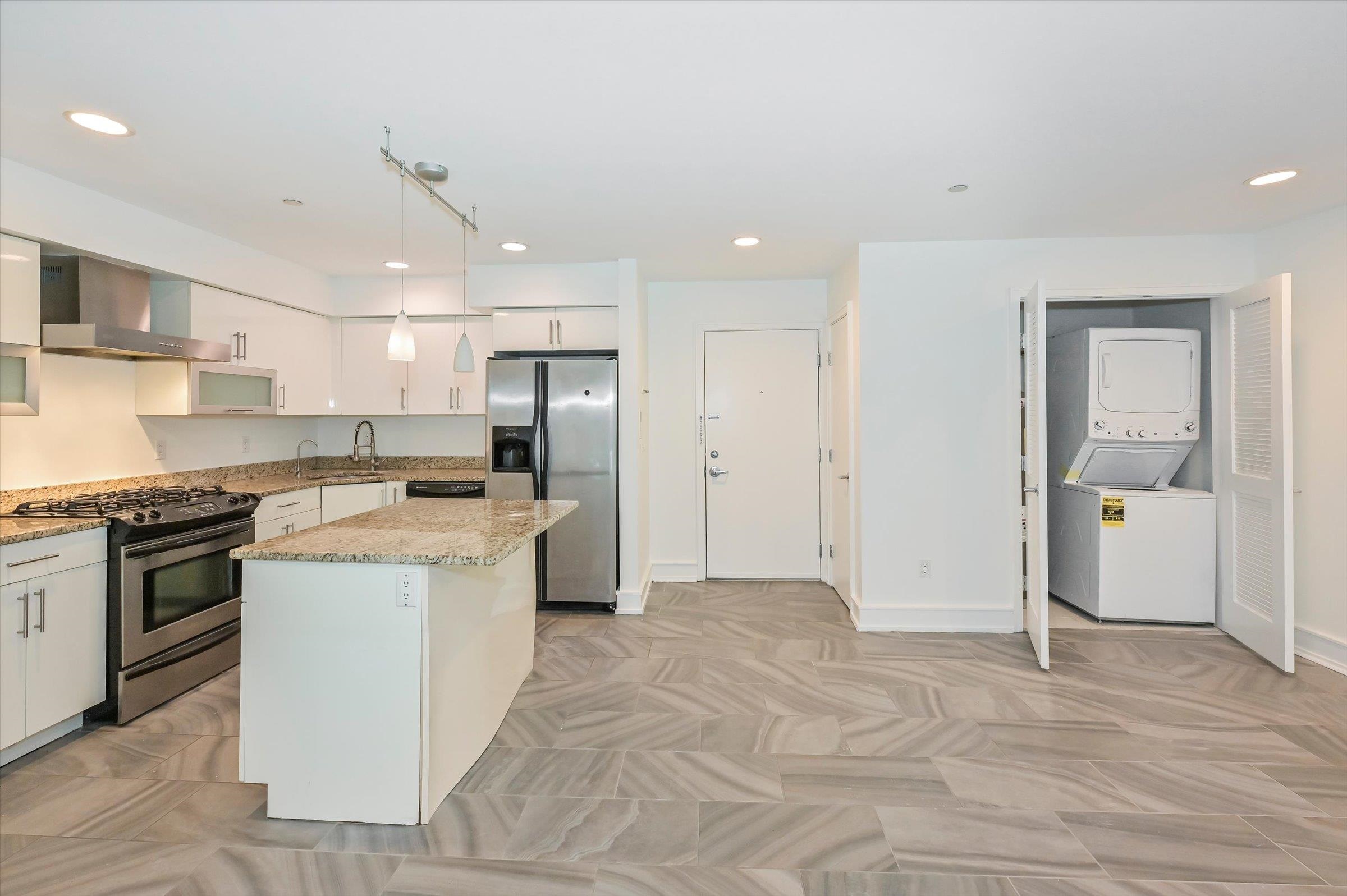 310 CLIFF LANE - Photo 4