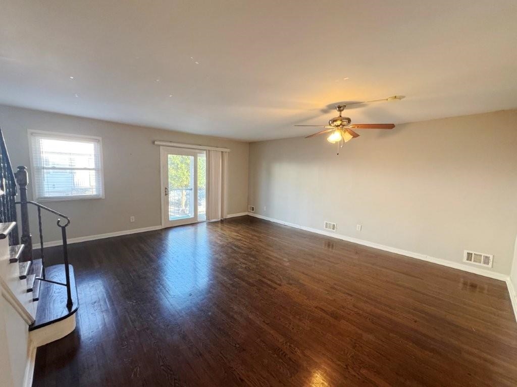 87 9TH ST - Photo 5