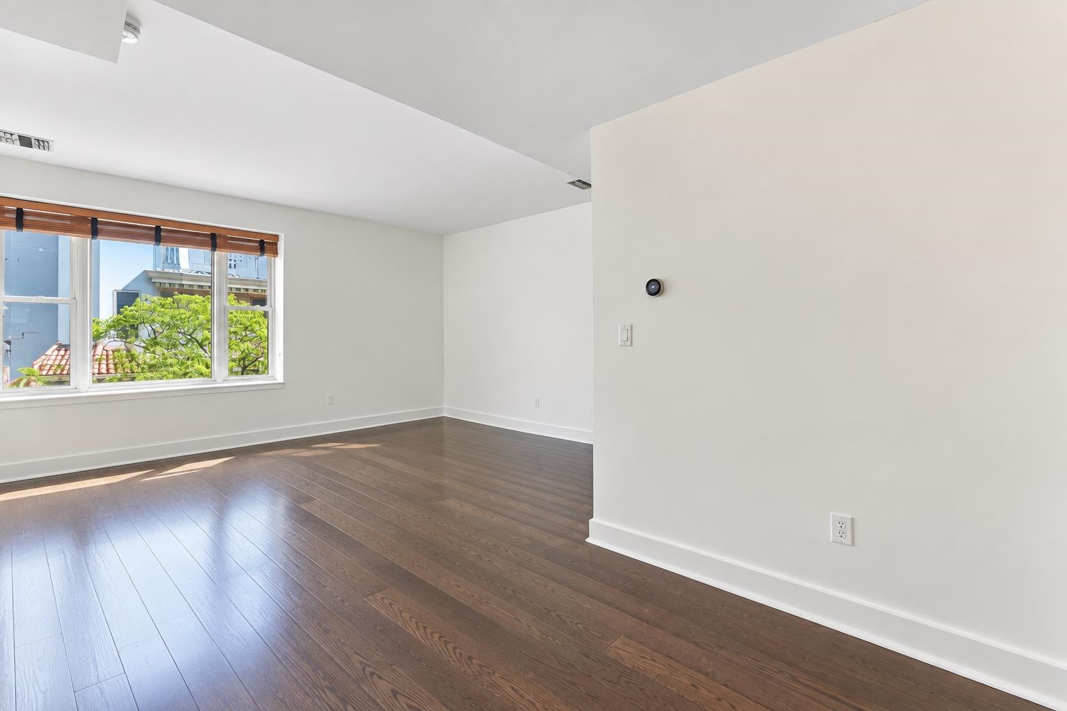 941 BLVD EAST - Photo 4