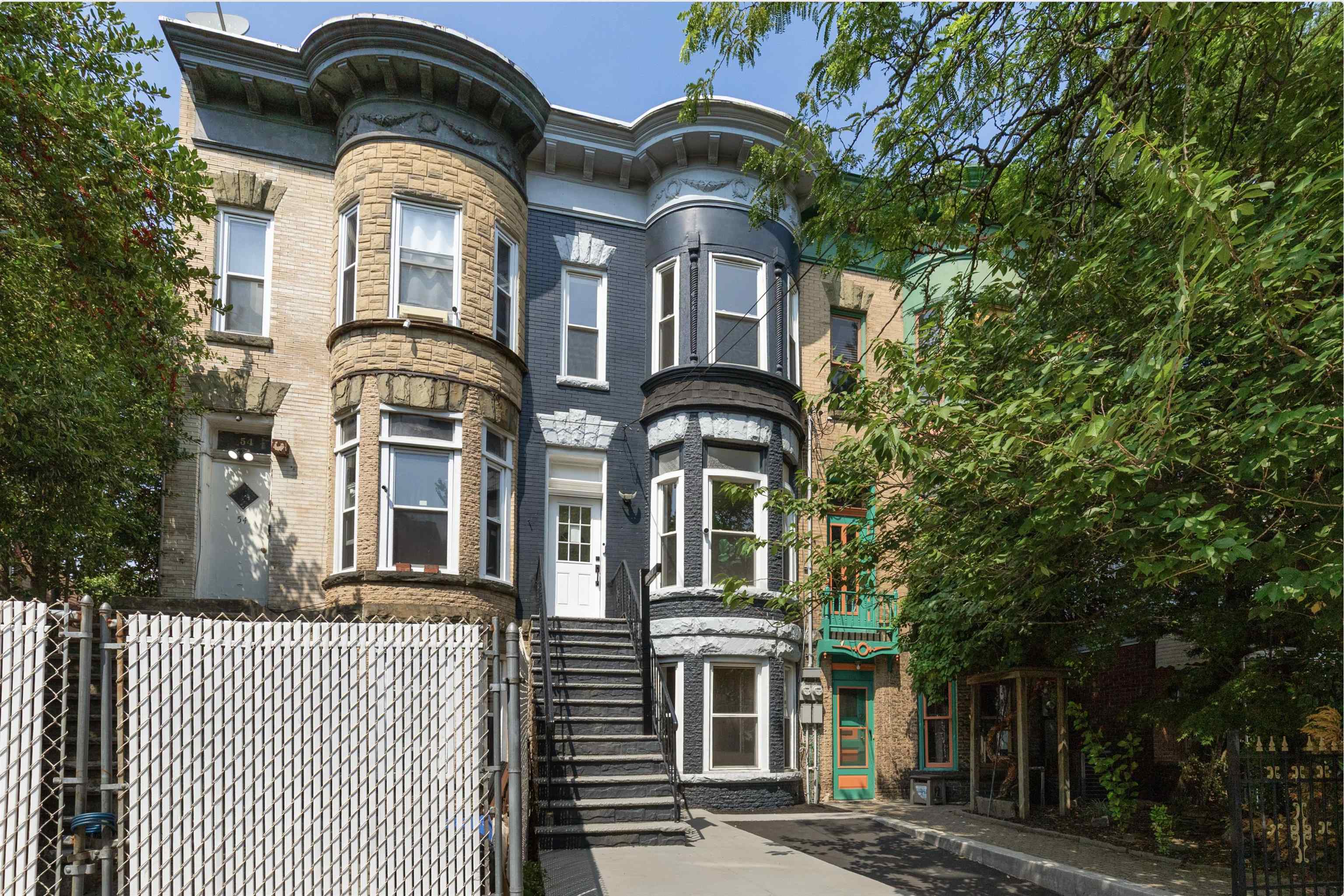 52 BRINKERHOFF ST - Photo 2