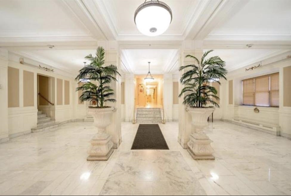 2600 KENNEDY BLVD - Photo 3