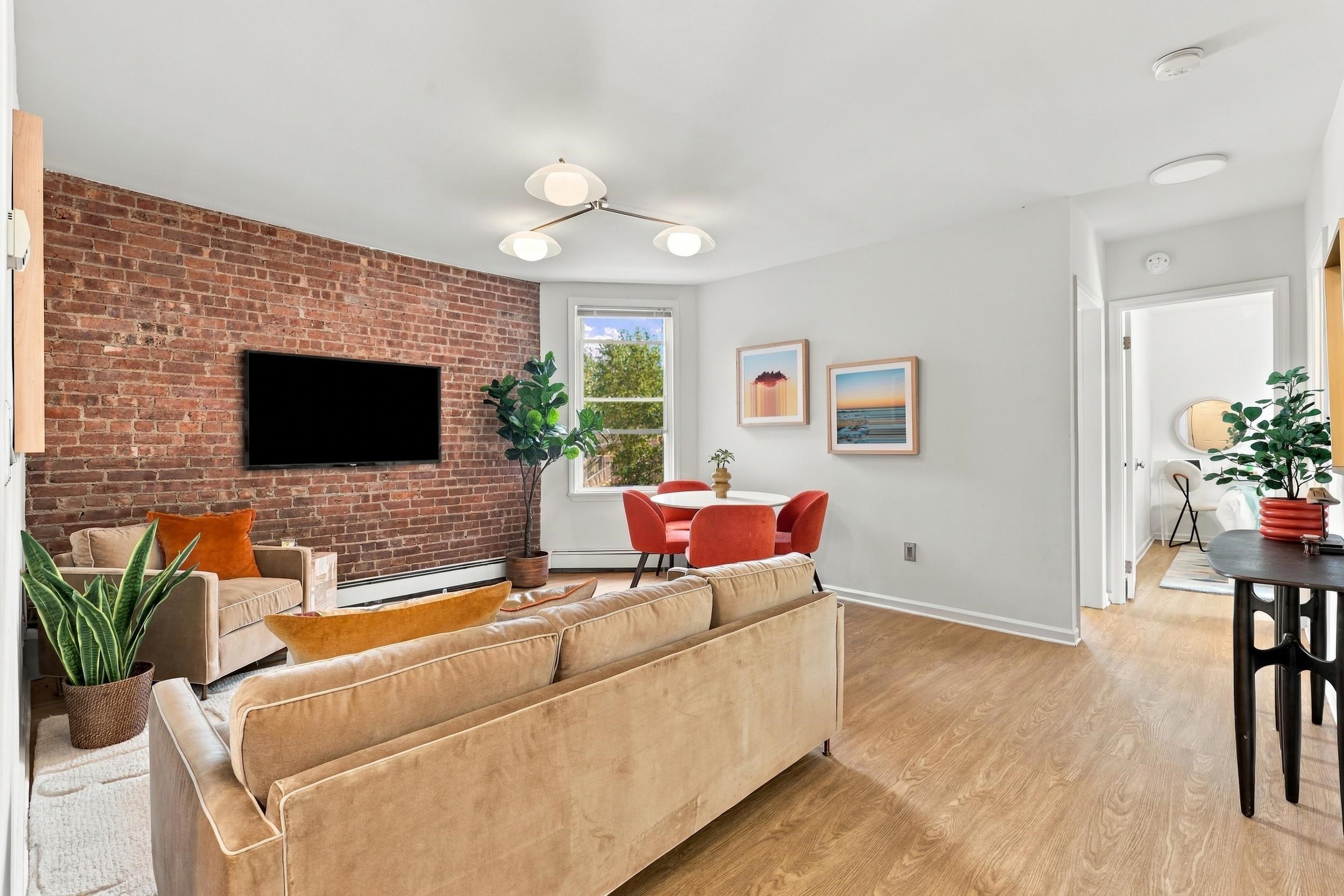 234 6TH ST - Photo 2
