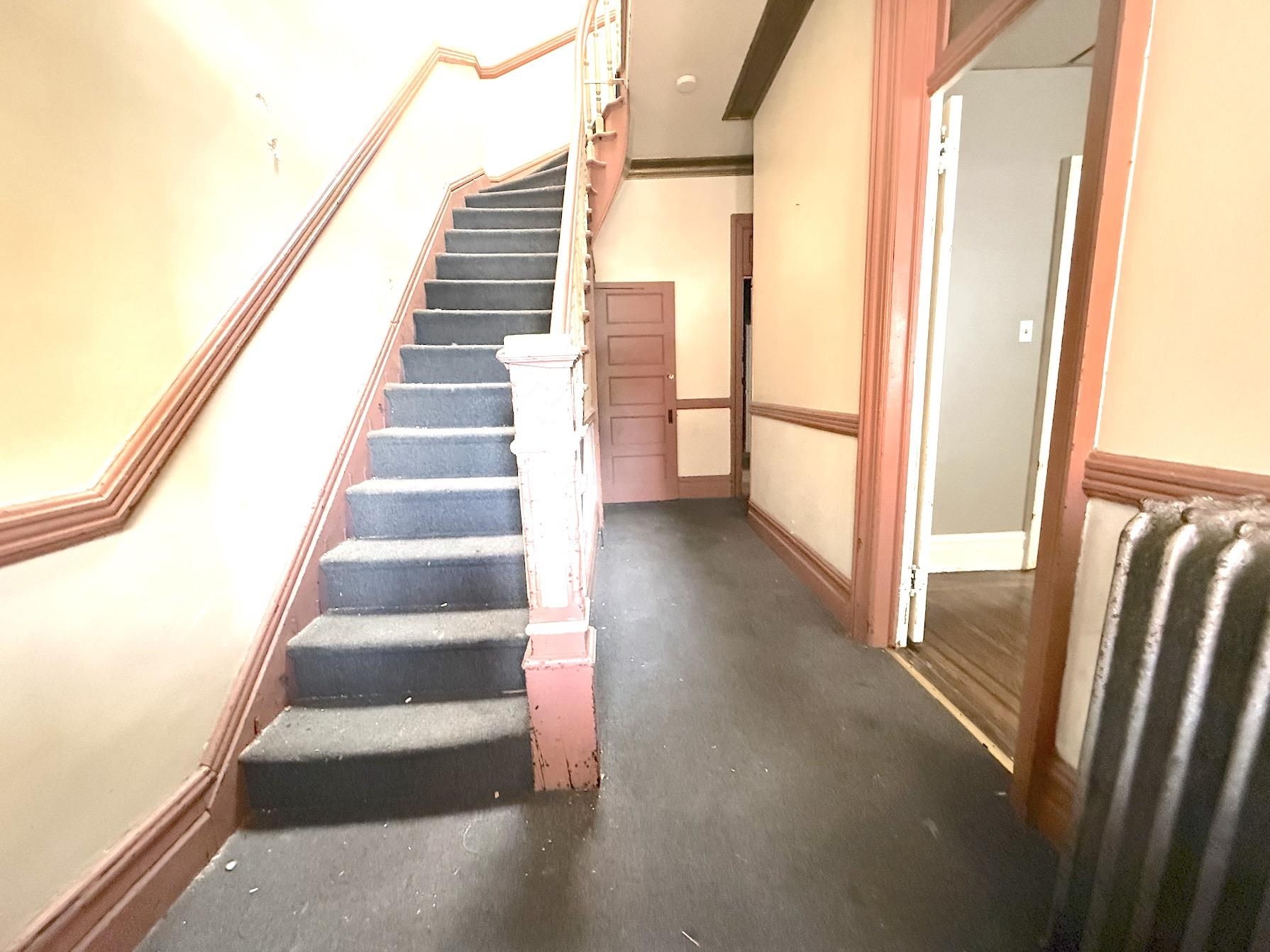 811 SIP ST - Photo 3