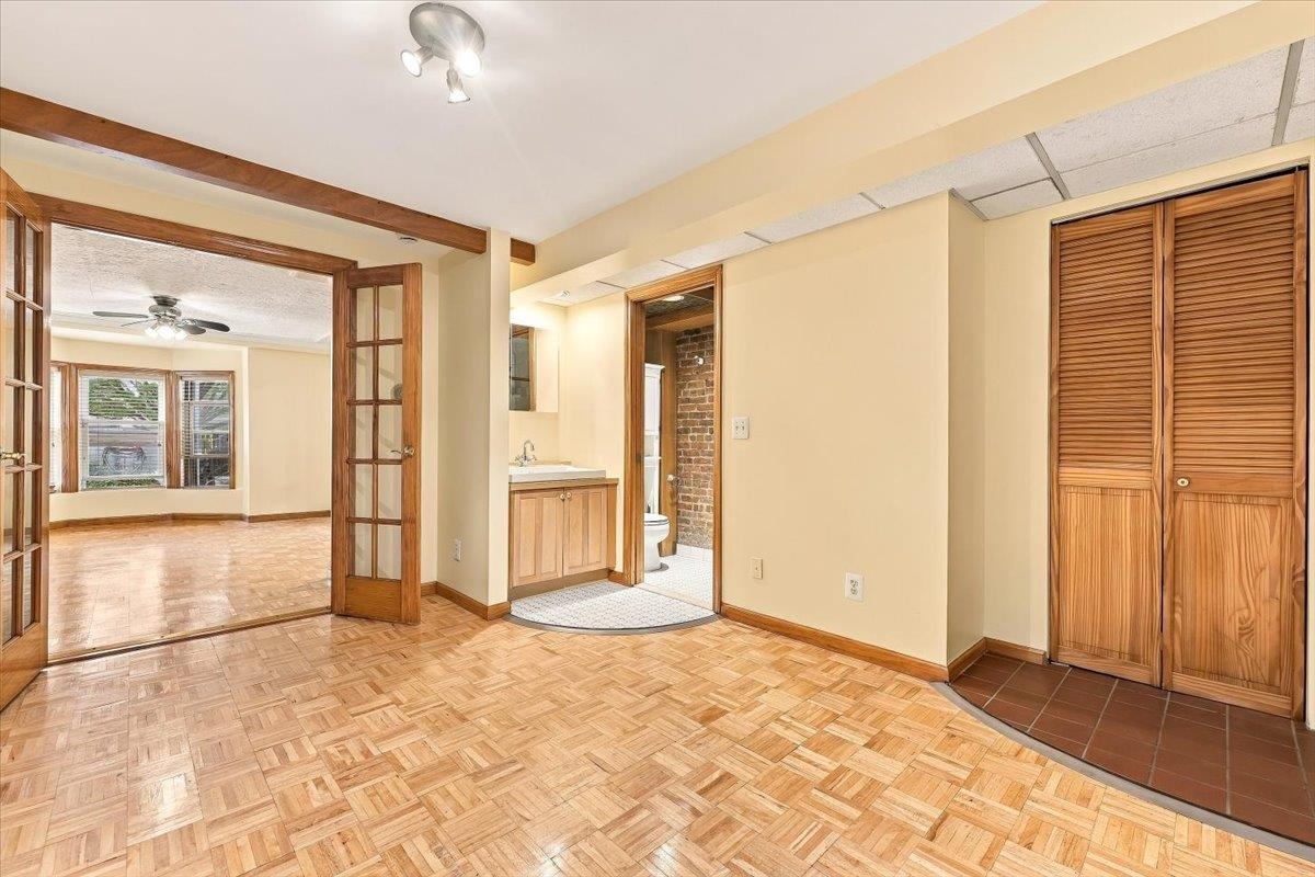 373 WEBSTER AVE - Photo 5