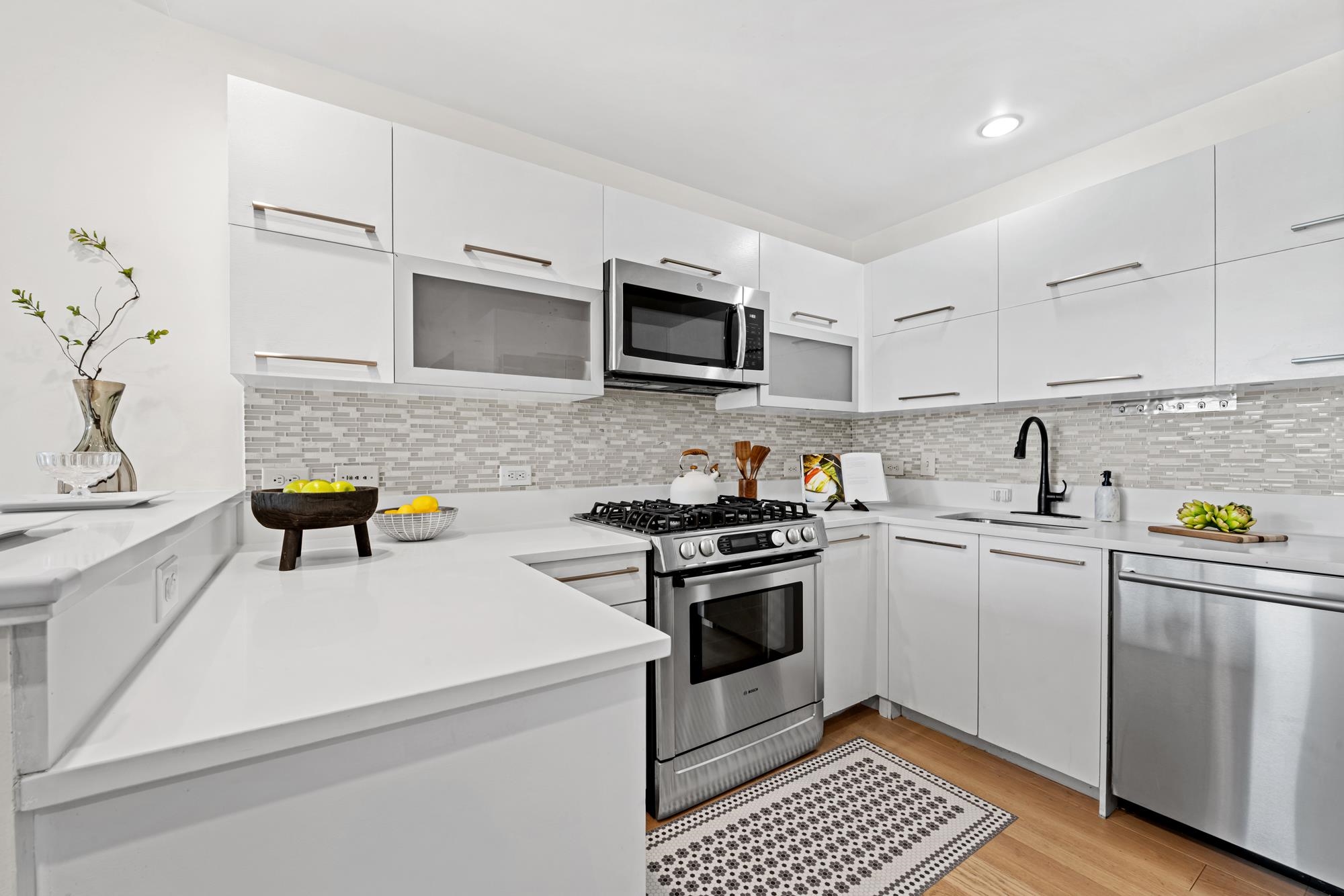 1450 WASHINGTON ST - Photo 3