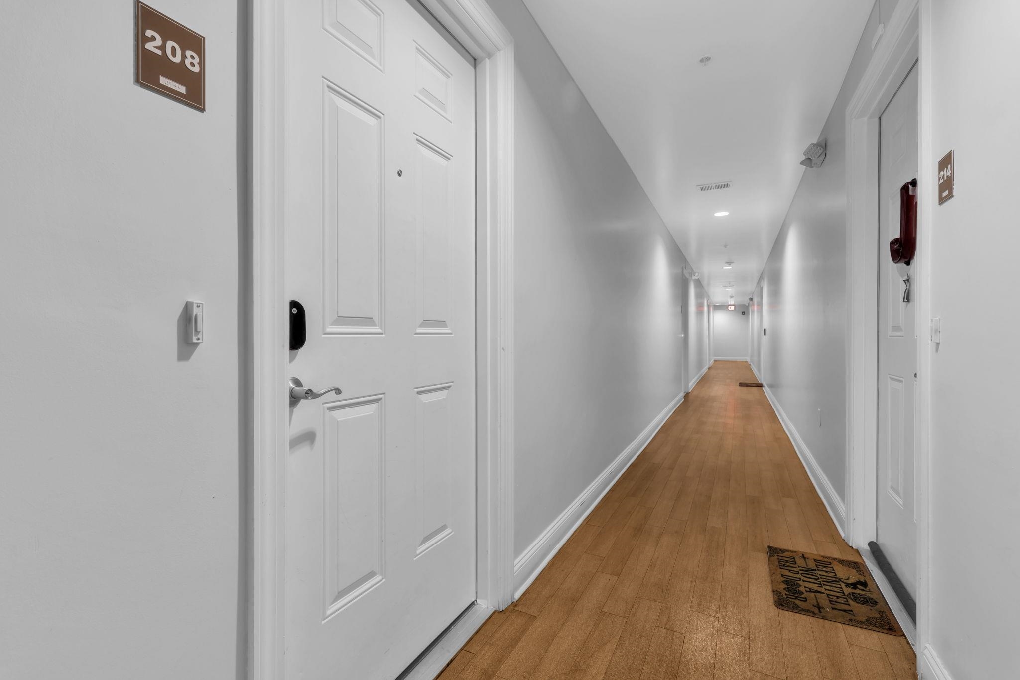 769 MONTGOMERY ST - Photo 3