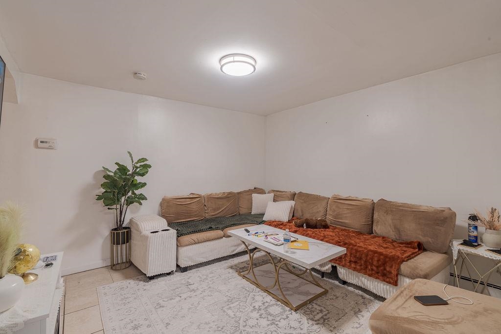 92 HANCOCK AVE - Photo 5