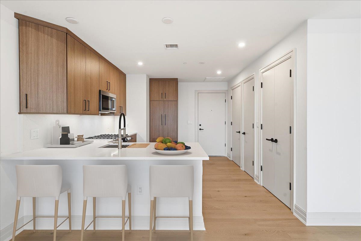 921 MADISON ST - Photo 3