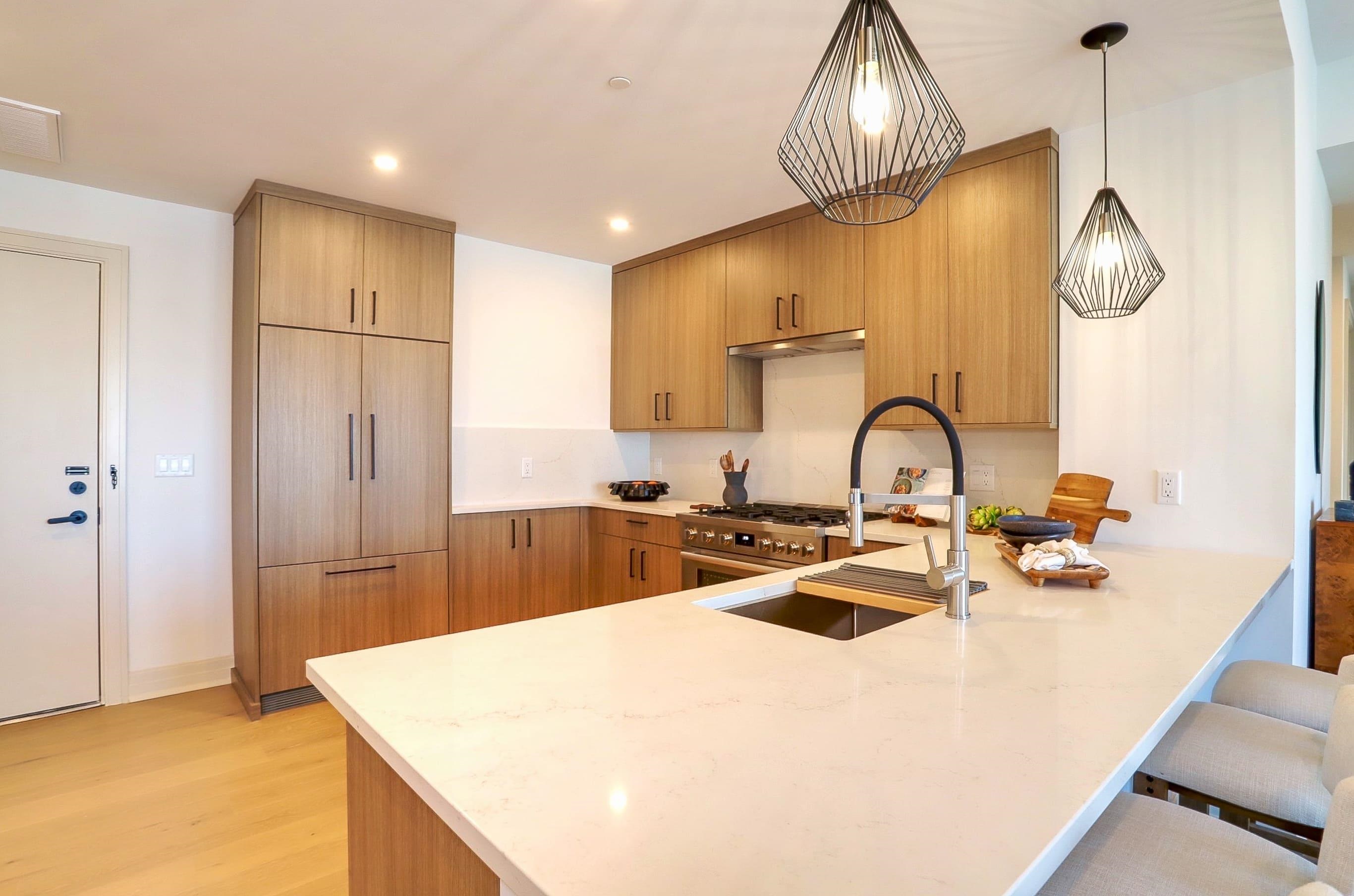 921 MADISON ST - Photo 3