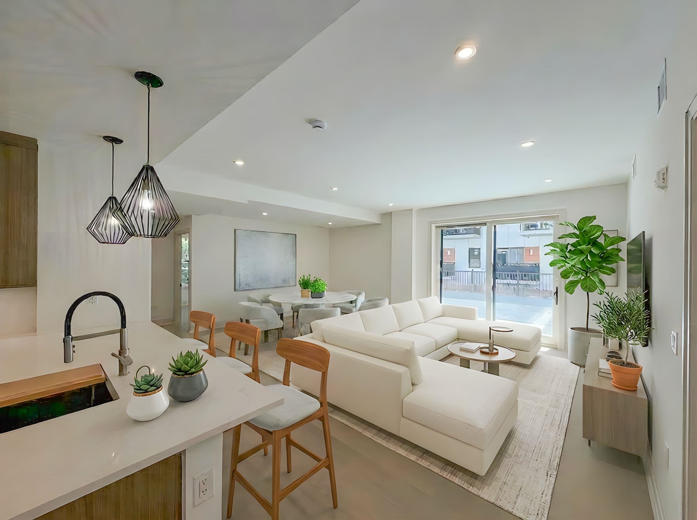 921 MADISON ST - Photo 3
