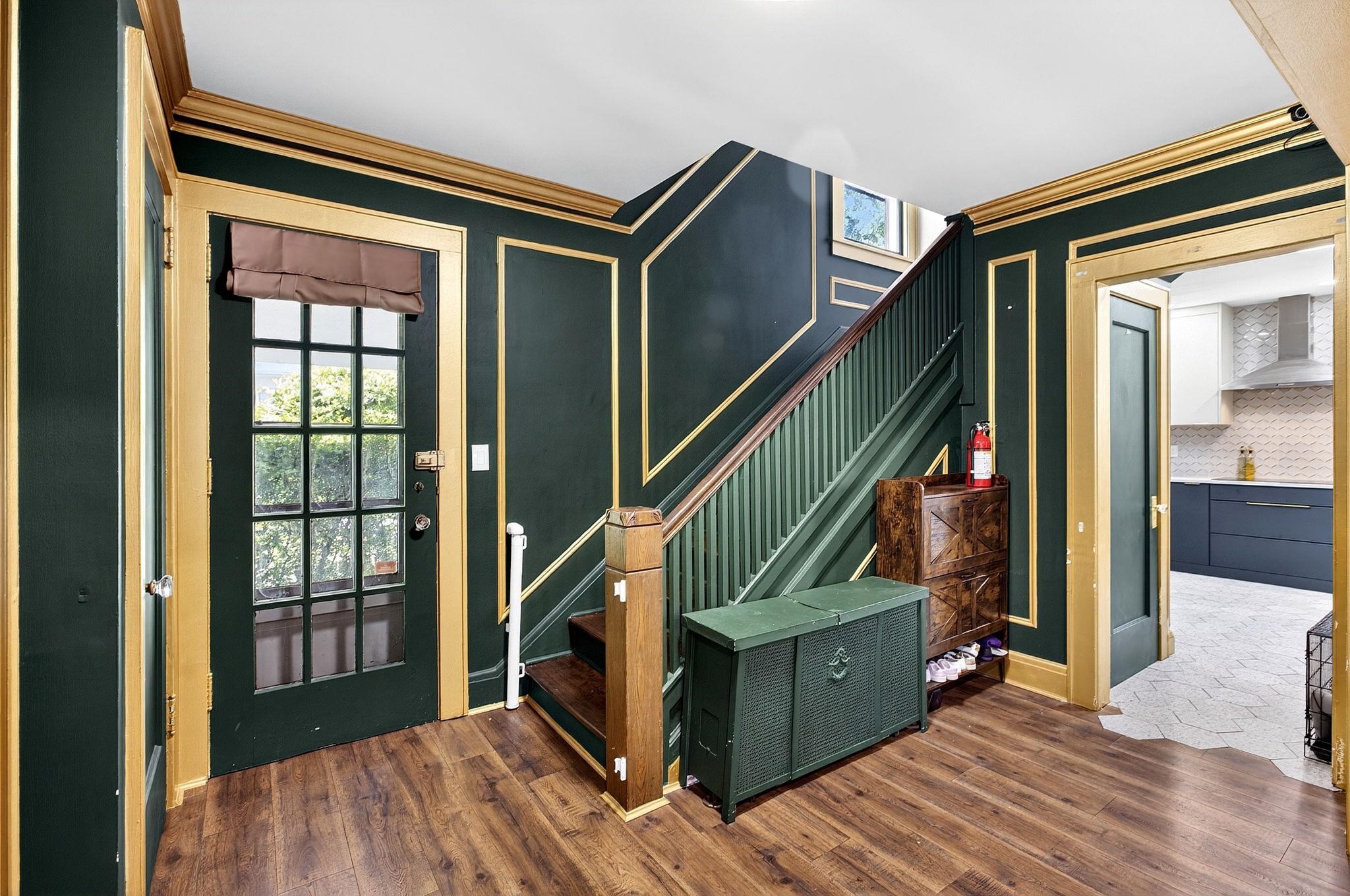 1326 CHETWYND AVE - Photo 3