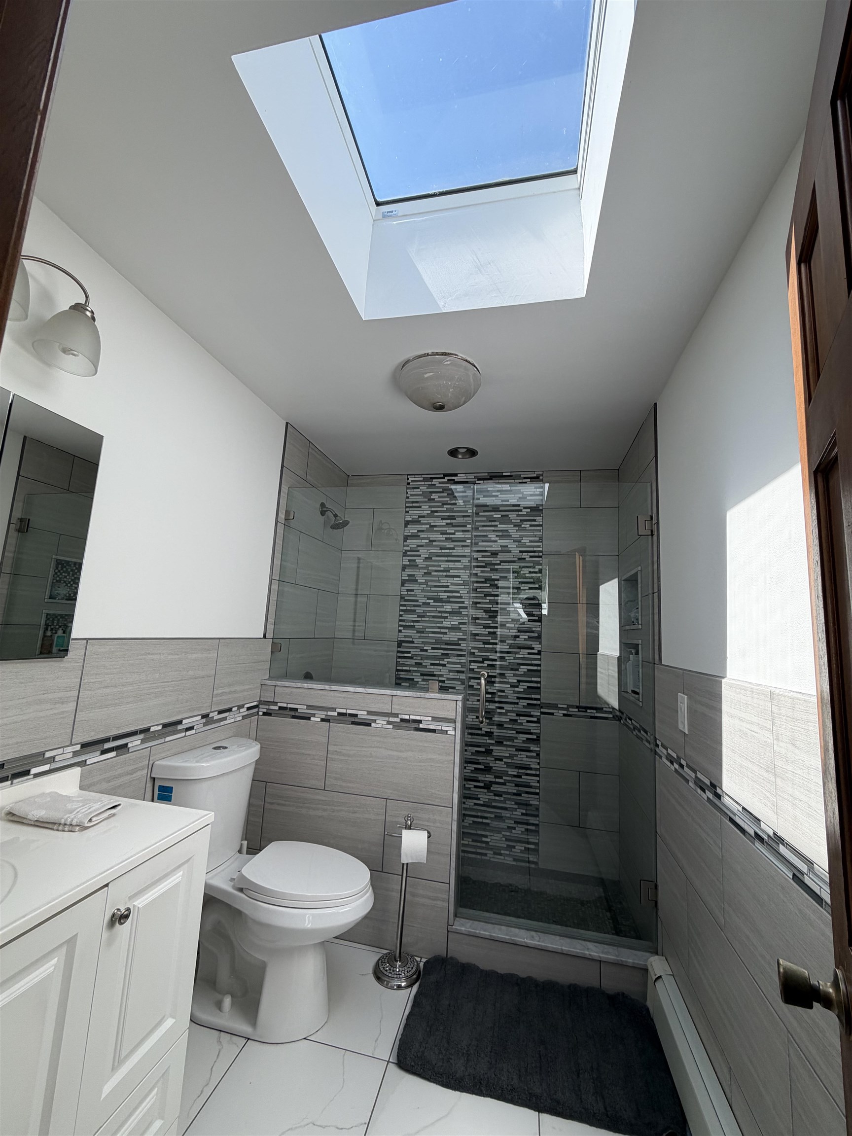 734 CLARK AVE - Photo 3
