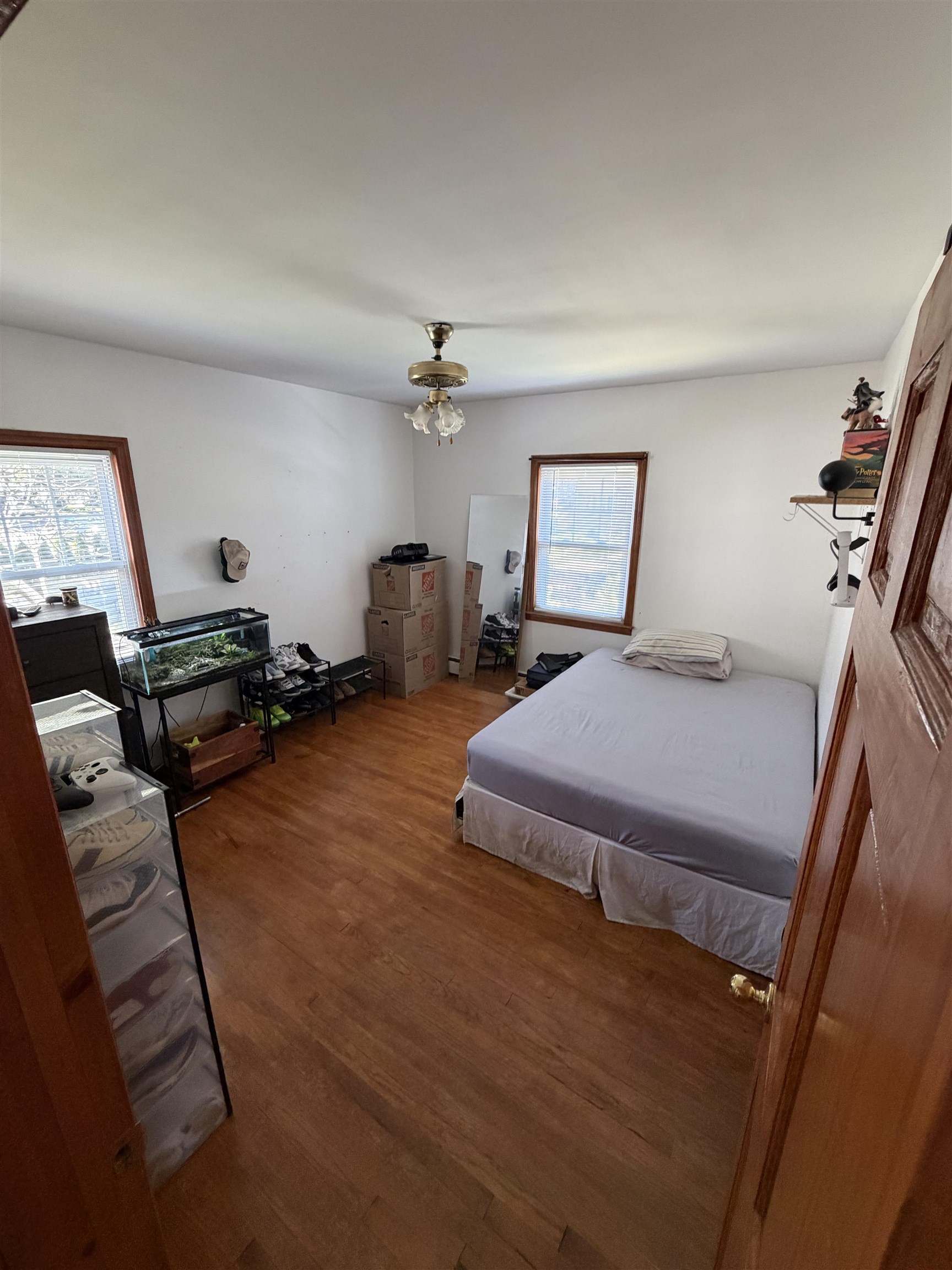 734 CLARK AVE - Photo 5