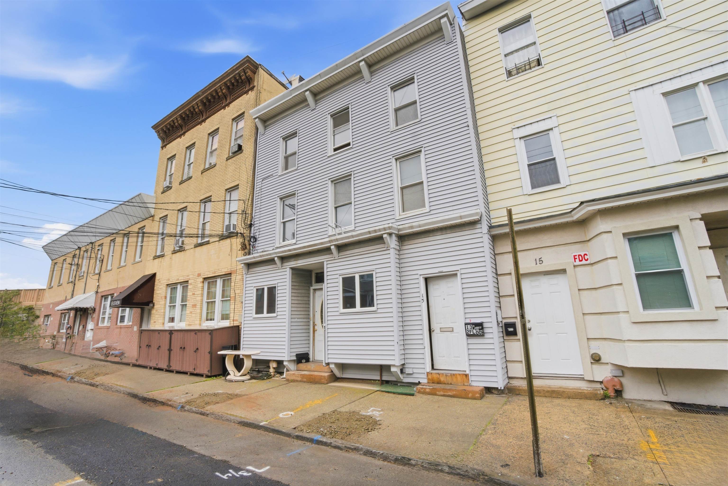 13 COTTAGE ST - Photo 2