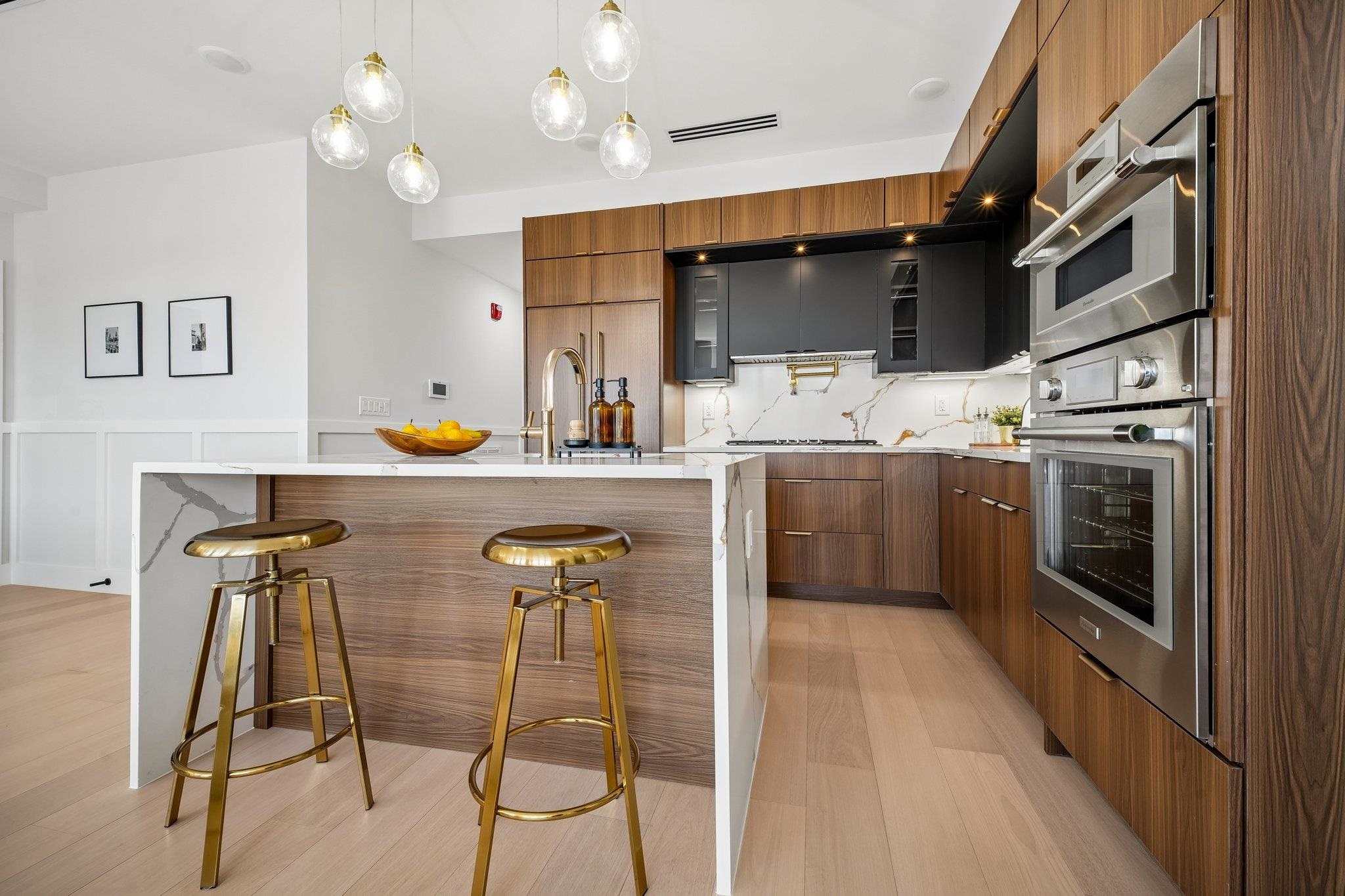 6 ELIZABETH ST - Photo 3