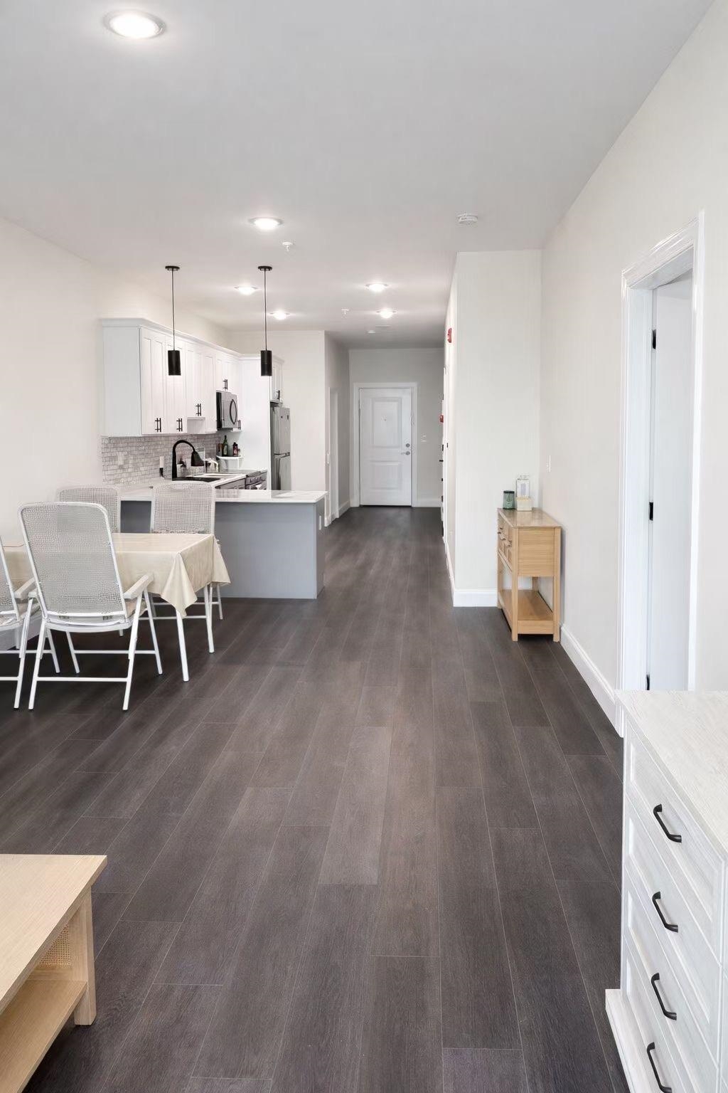 517 7TH ST - Photo 4