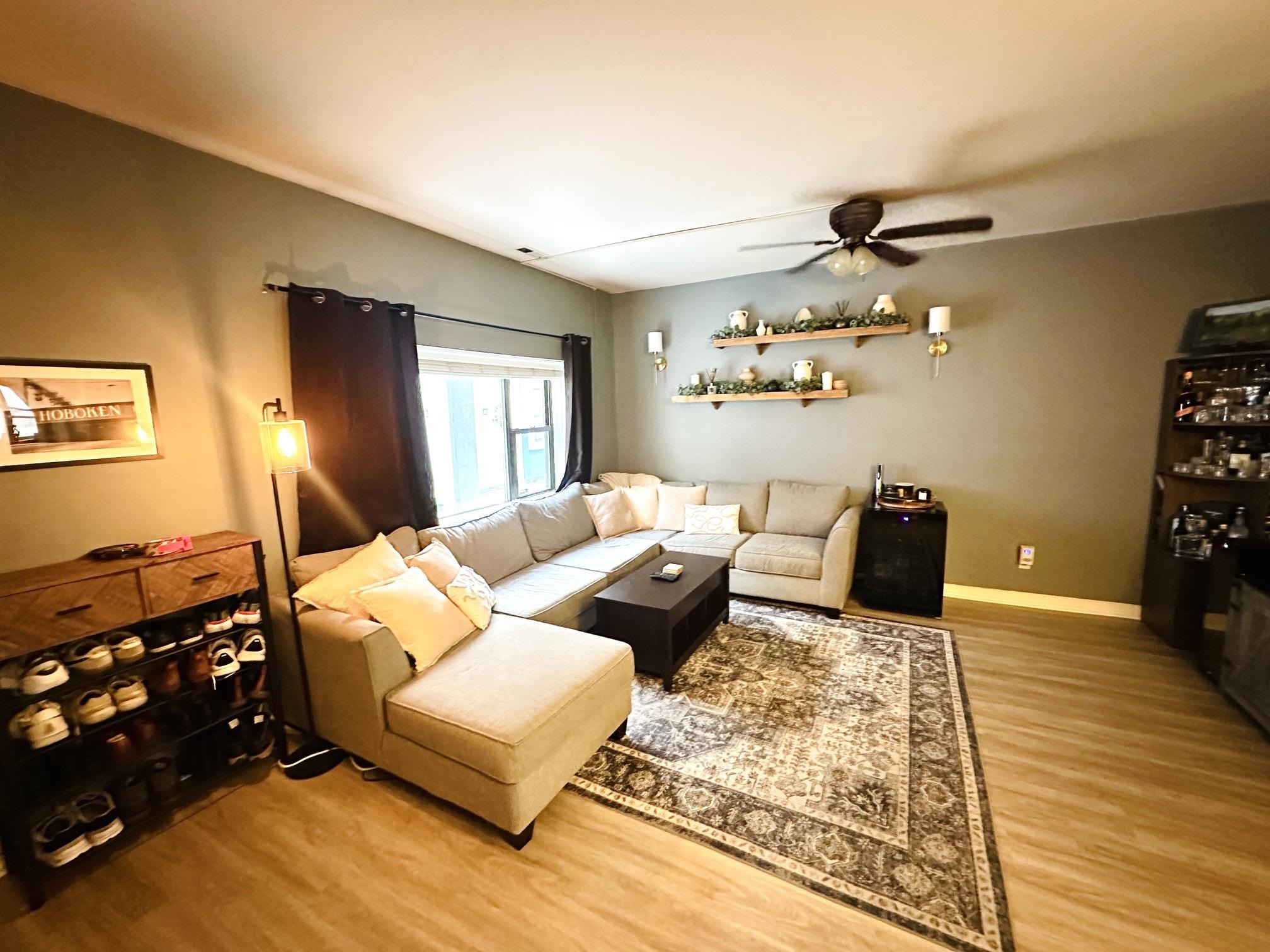 82 JACKSON ST - Photo 5