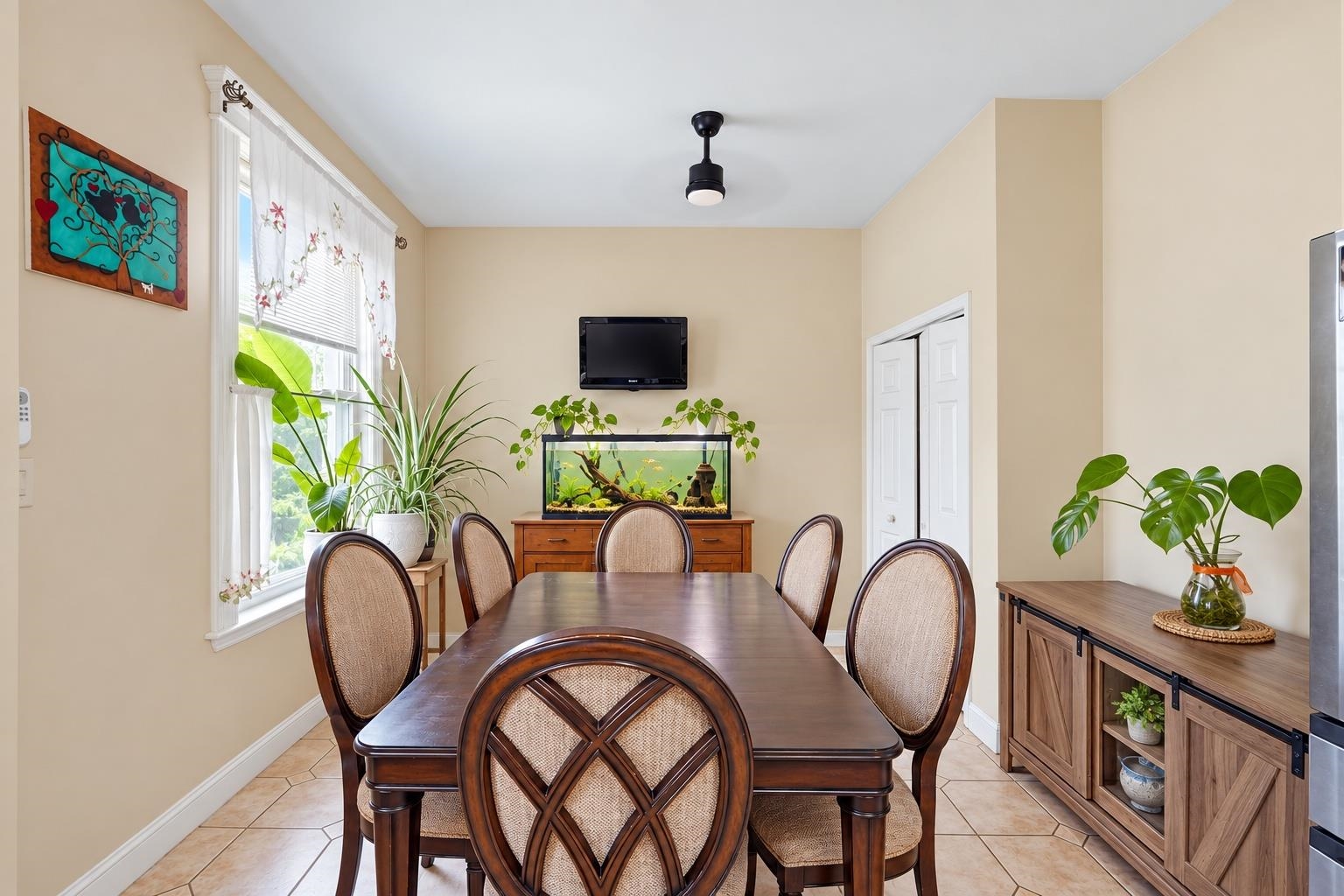 2207 KERRIGAN AVE - Photo 5