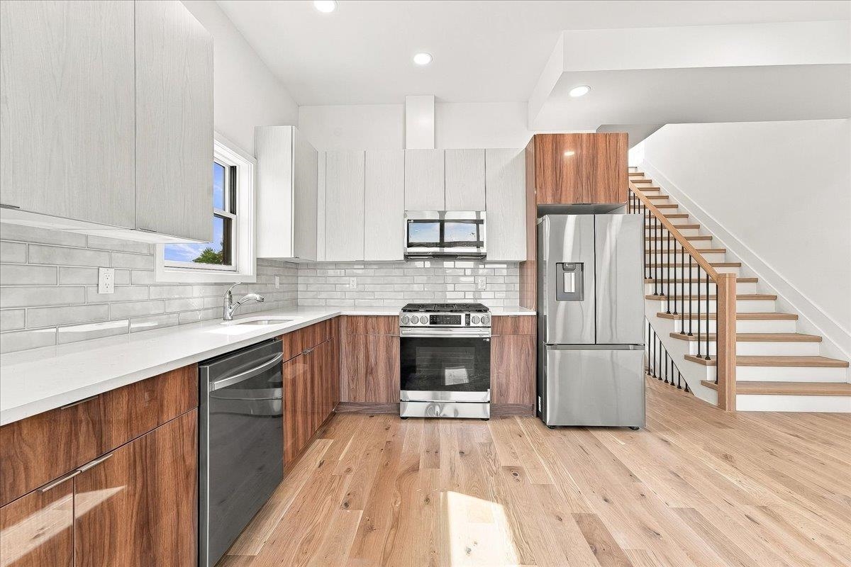 24 WEST 19TH ST - Photo 2