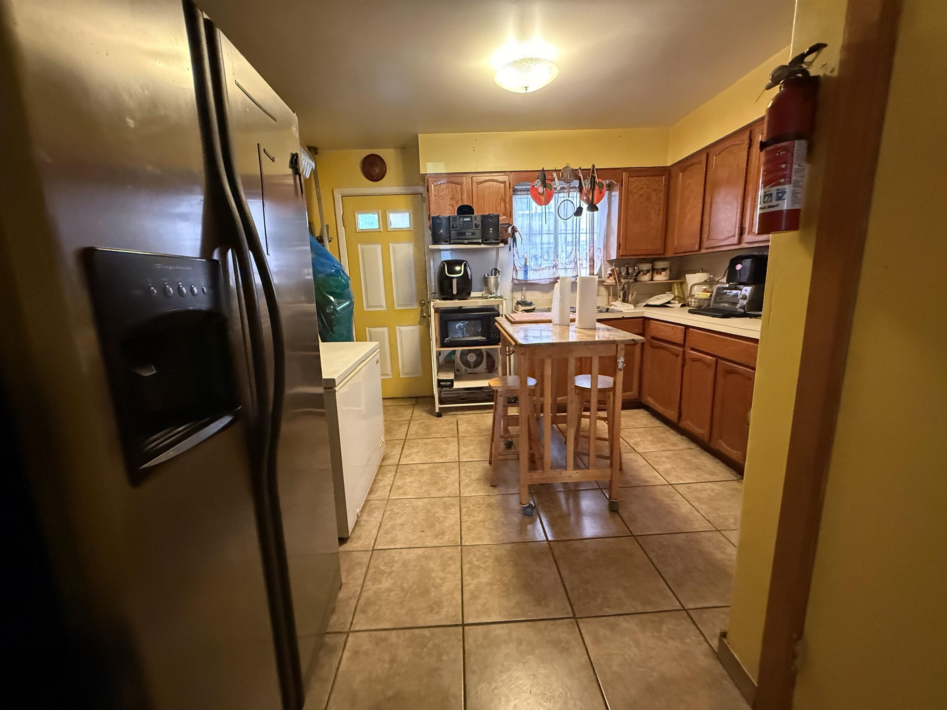 14 VAN NOSTRAND AVE - Photo 3