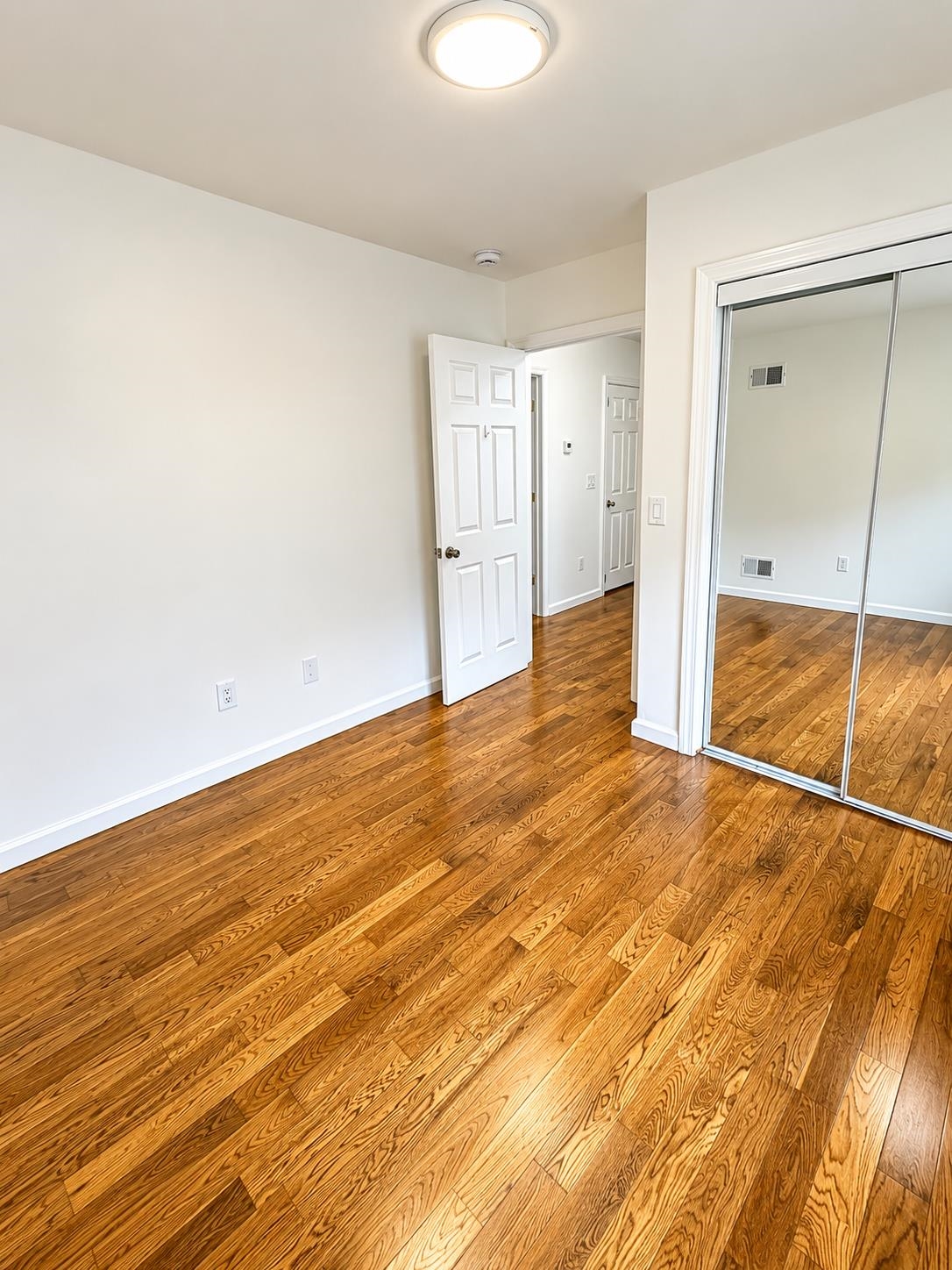 1226 46TH ST - Photo 5