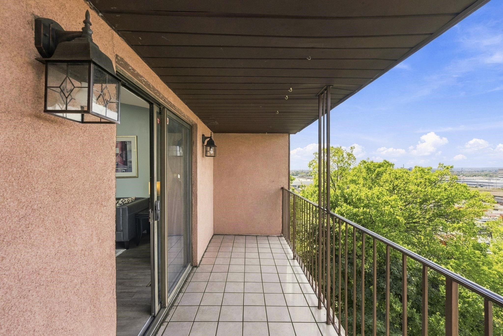 6411 LIBERTY AVE - Photo 3