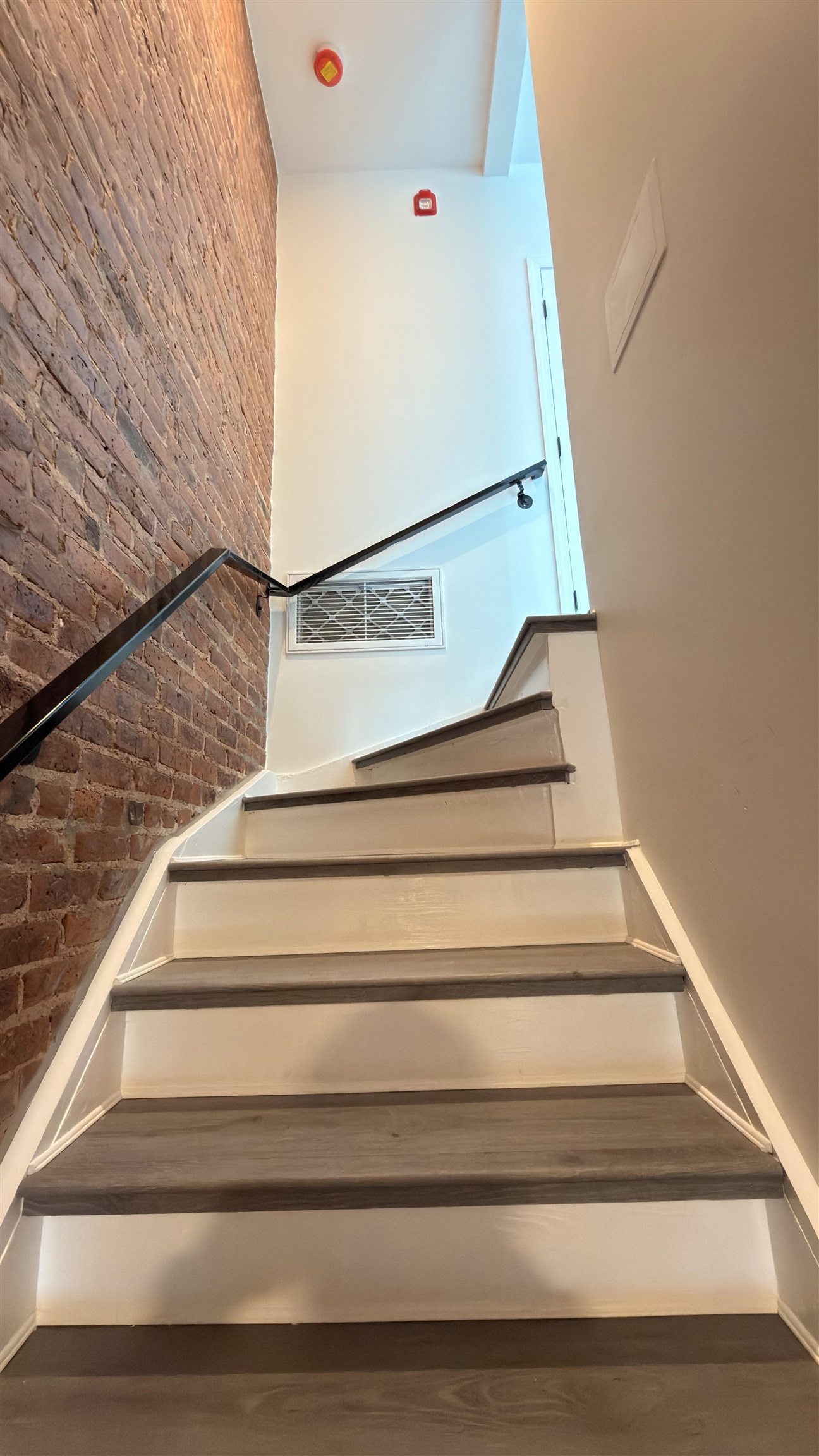 440-42 58TH ST - Photo 3