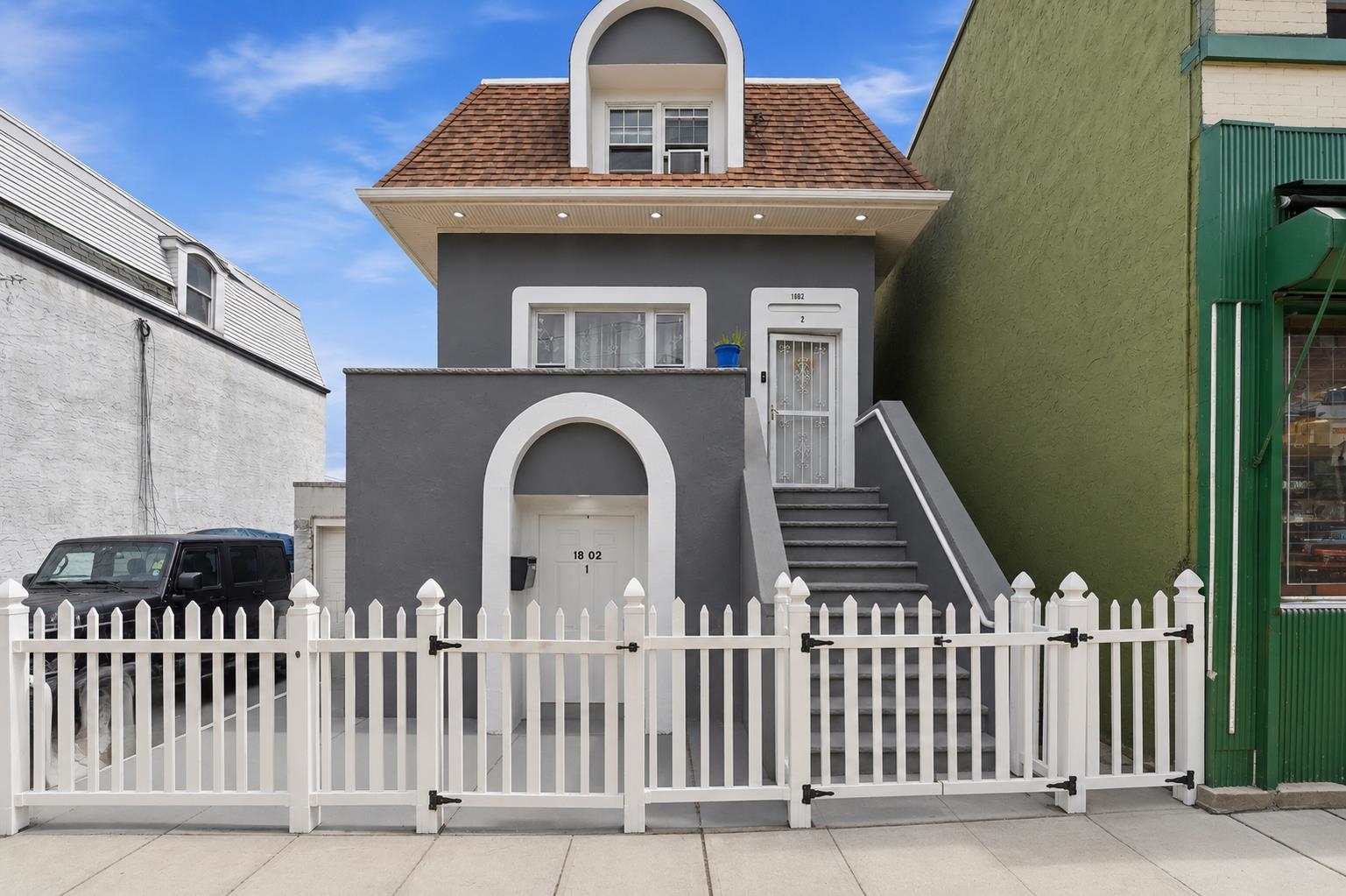 1802 PALISADE AVE - Photo 1