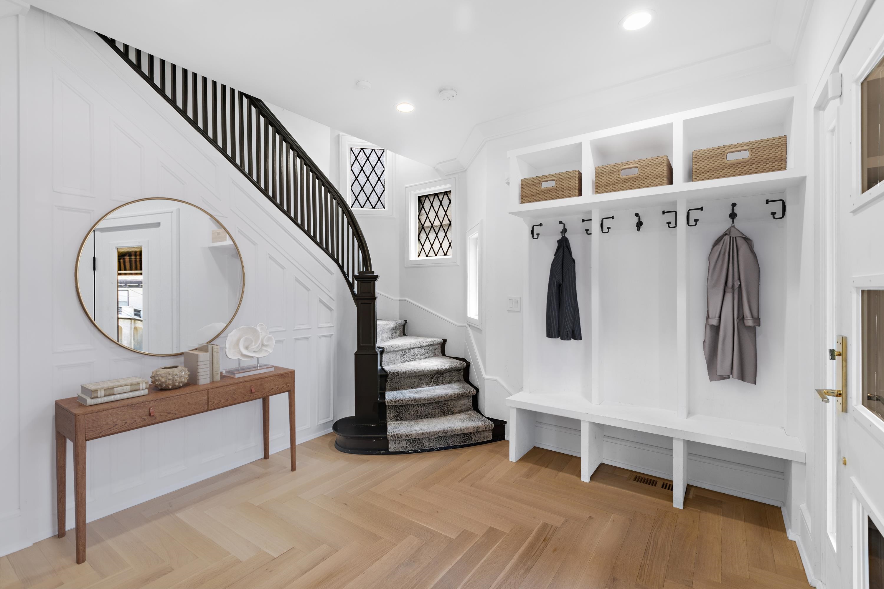 26 CLIFTON TERRACE - Photo 3