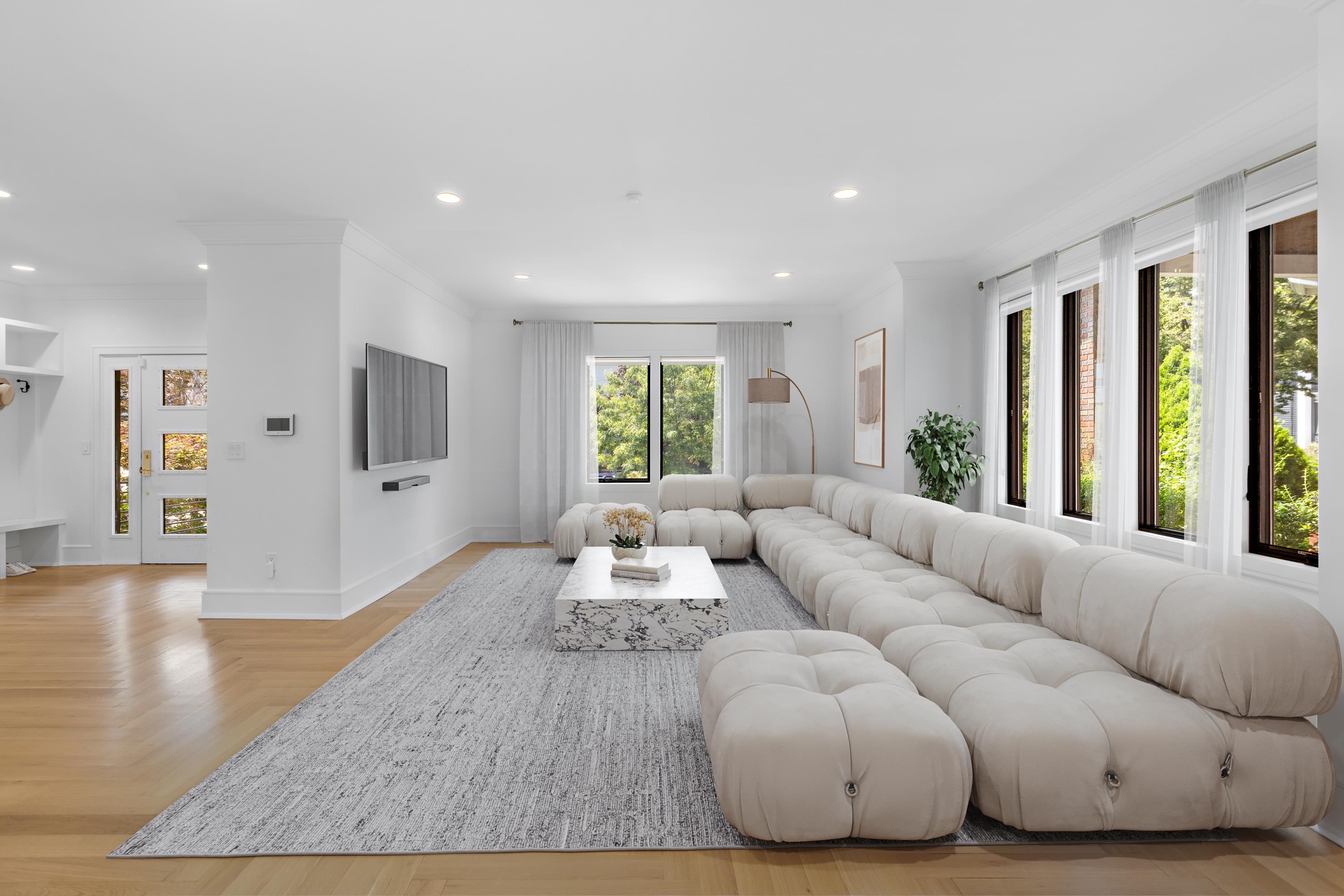 26 CLIFTON TERRACE - Photo 4