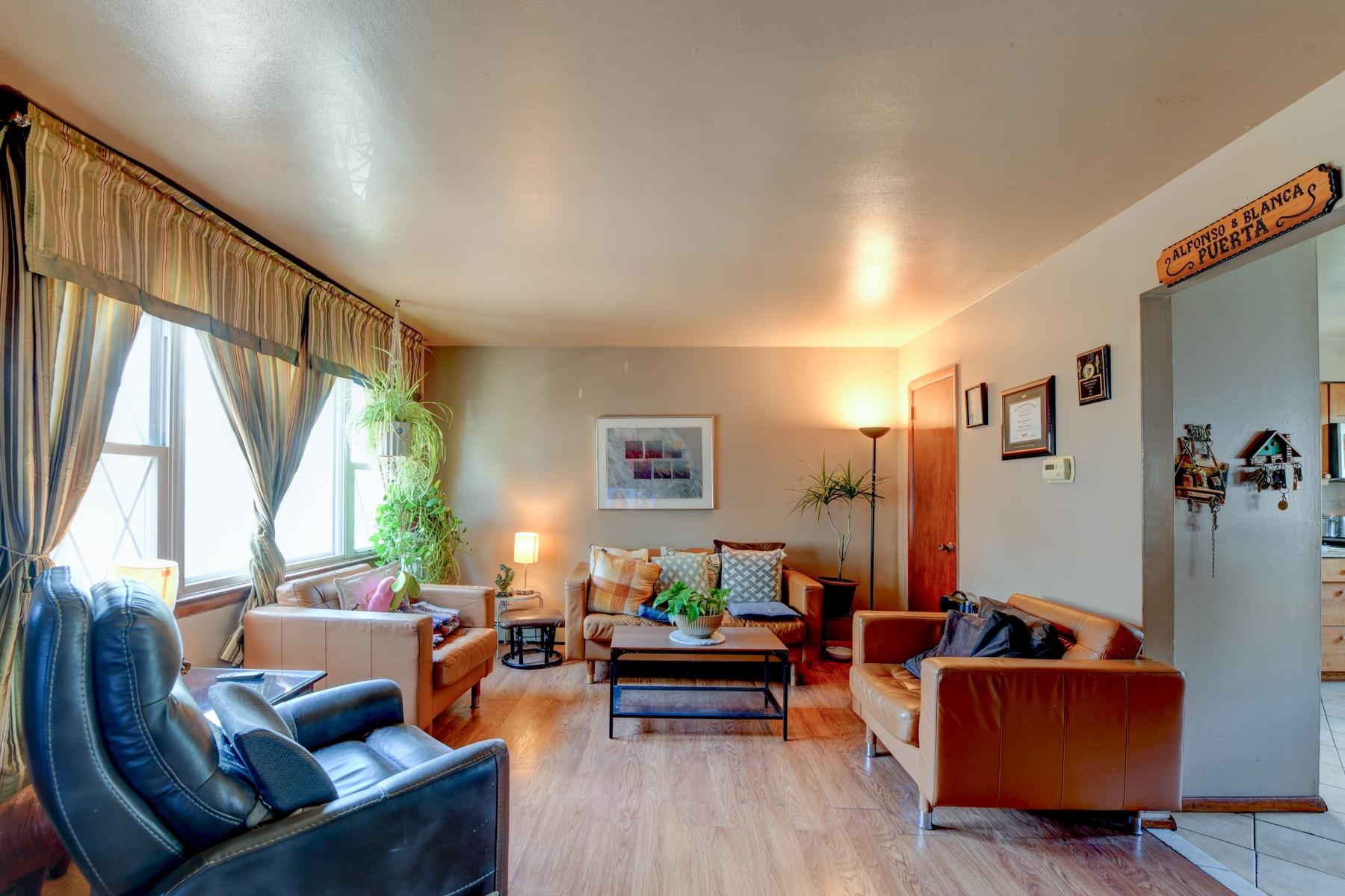 294 LEMBECK AVE - Photo 2