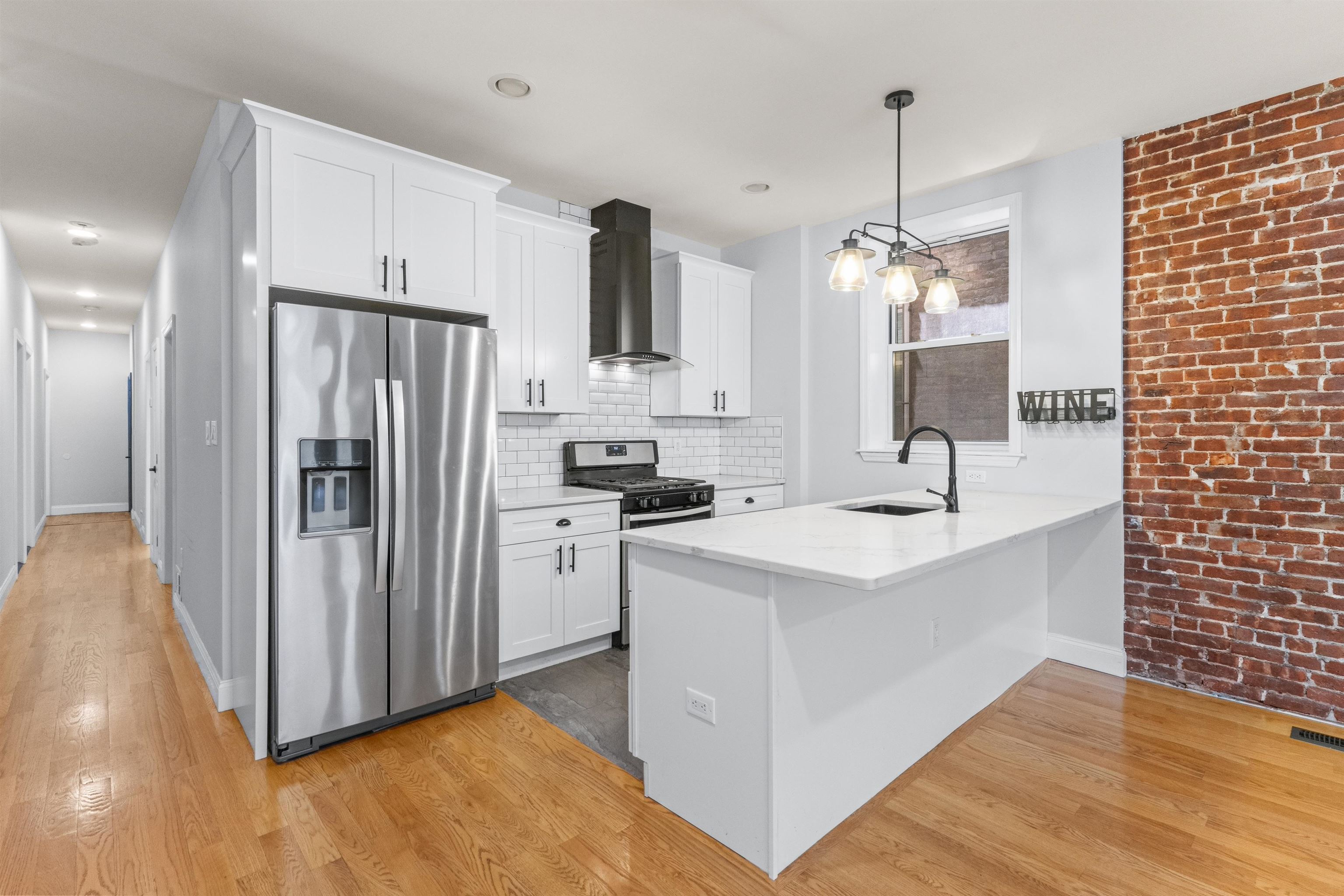 2124 NEW YORK AVE - Photo 5