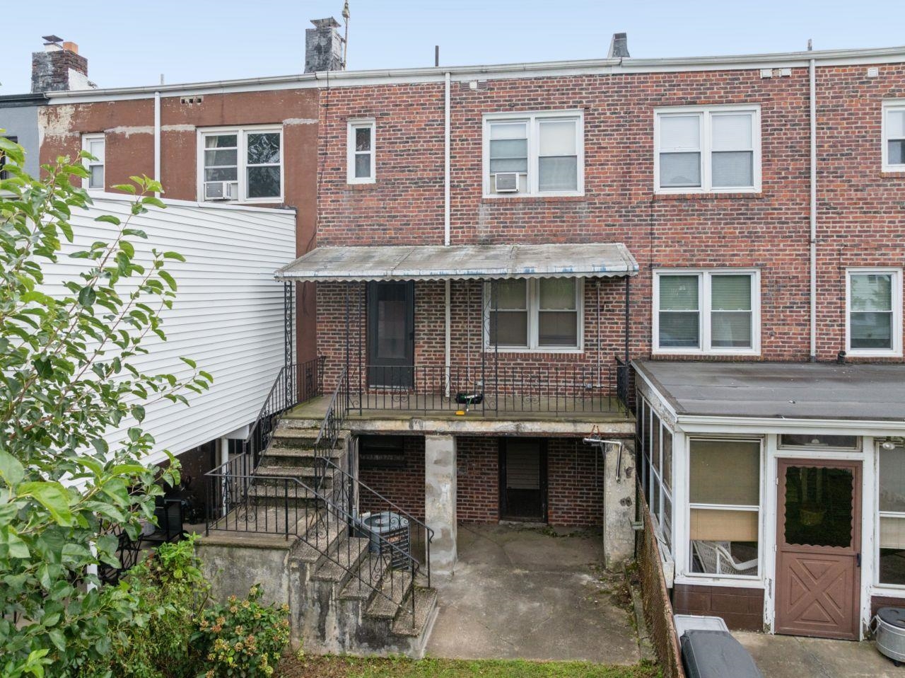 71 3RD ST - Photo 3