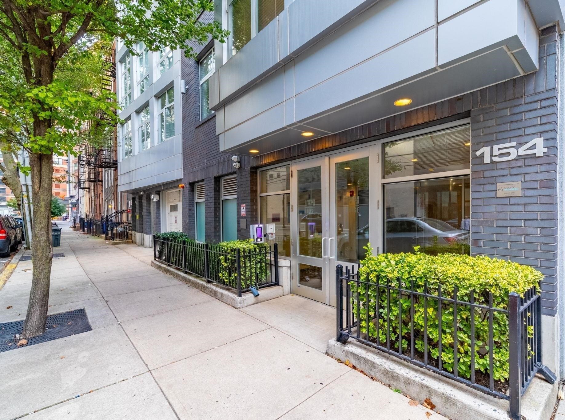 154 STEUBEN ST #503