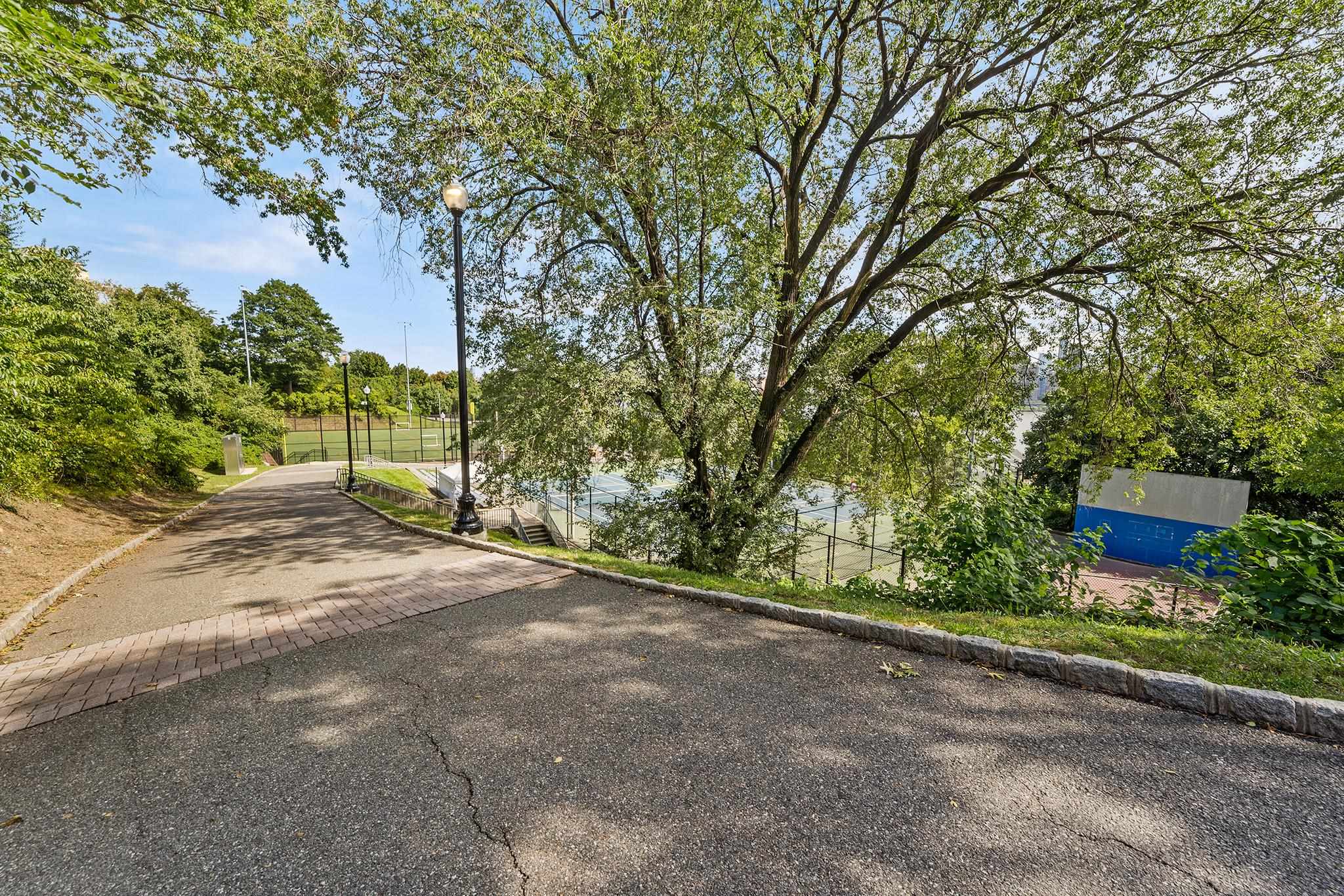 6045 BLVD EAST #4B