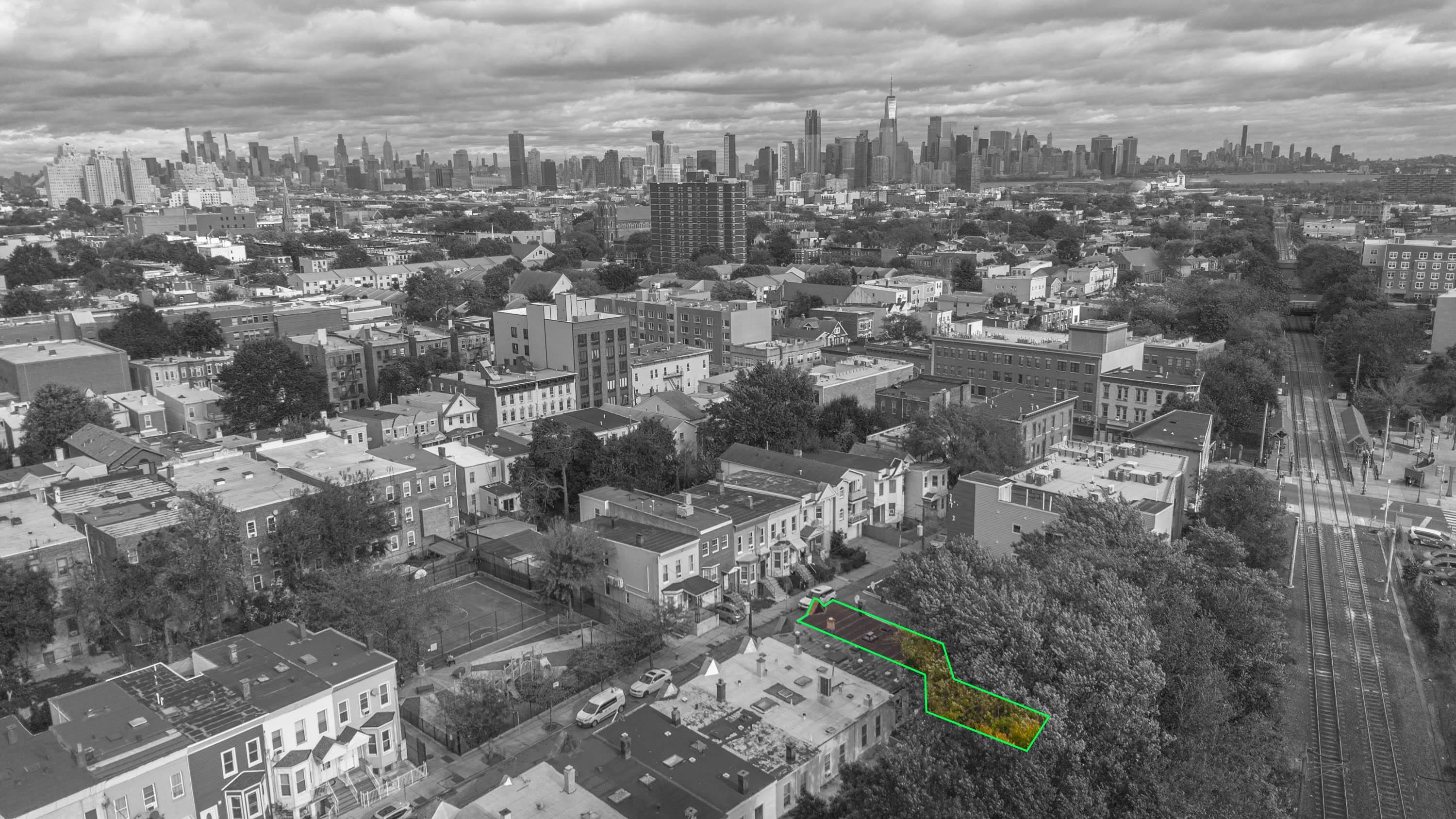 73 VIRGINIA AVE - Photo 3