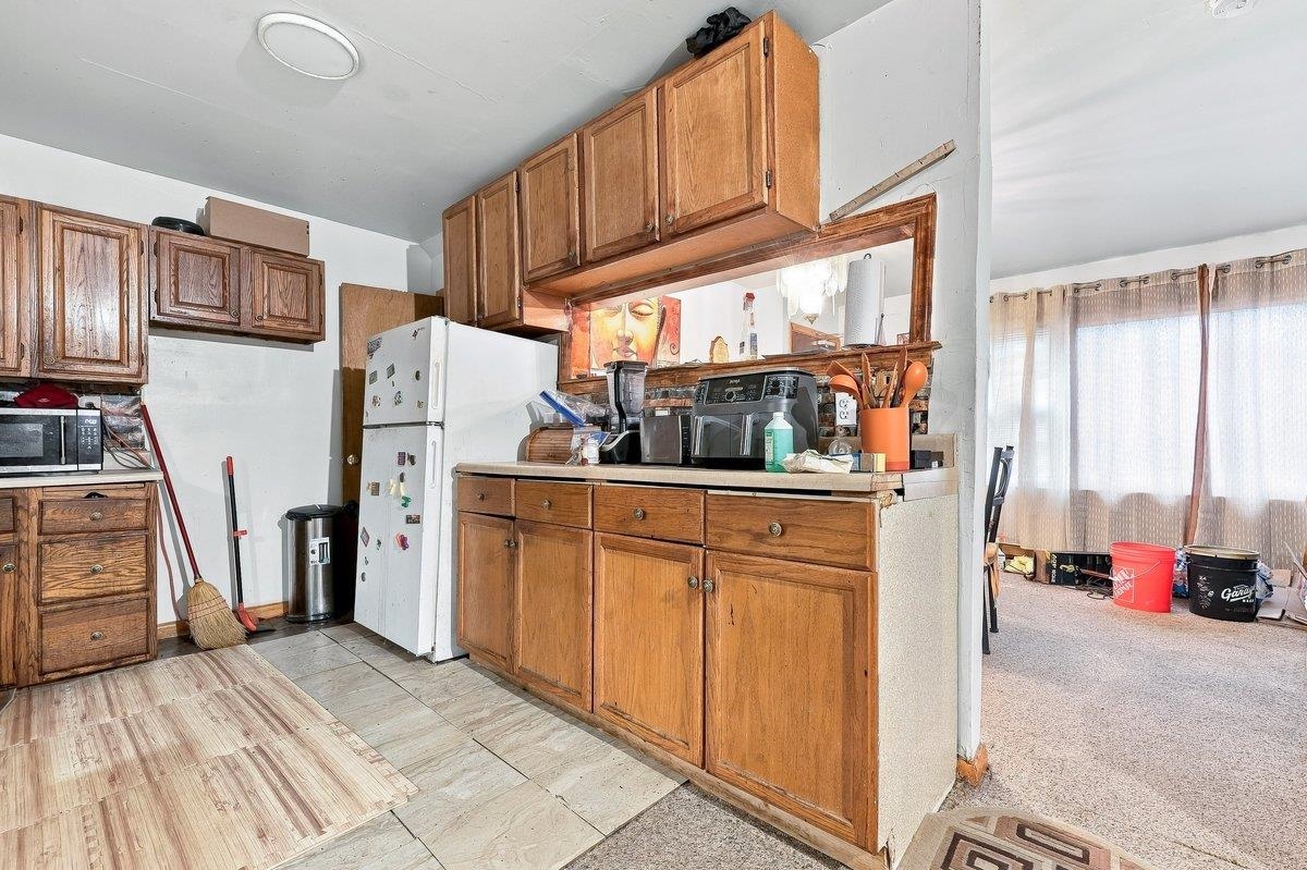 287A CLERK ST - Photo 4