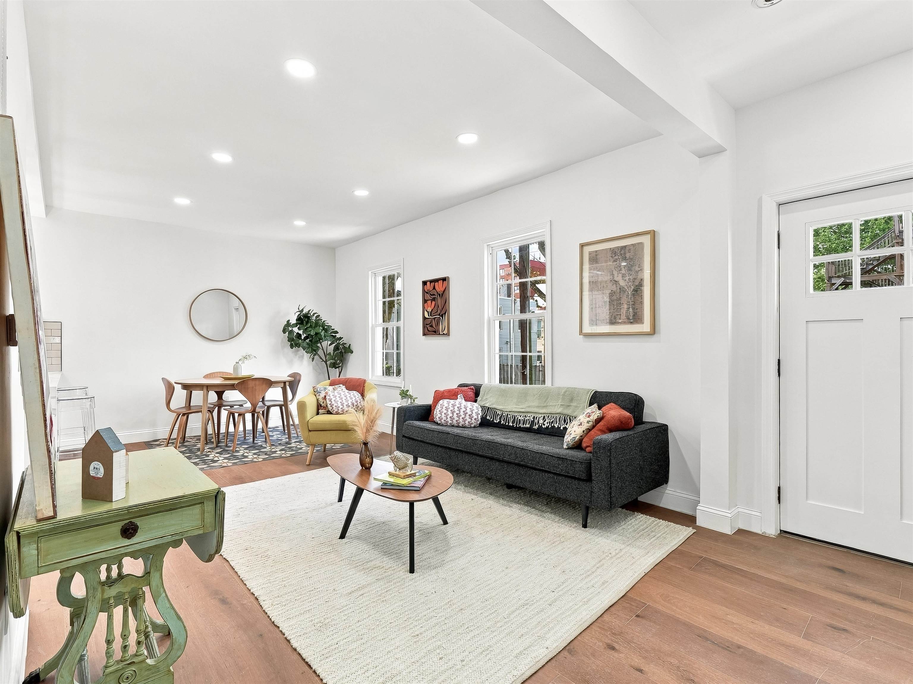42 PASSAIC AVE - Photo 2