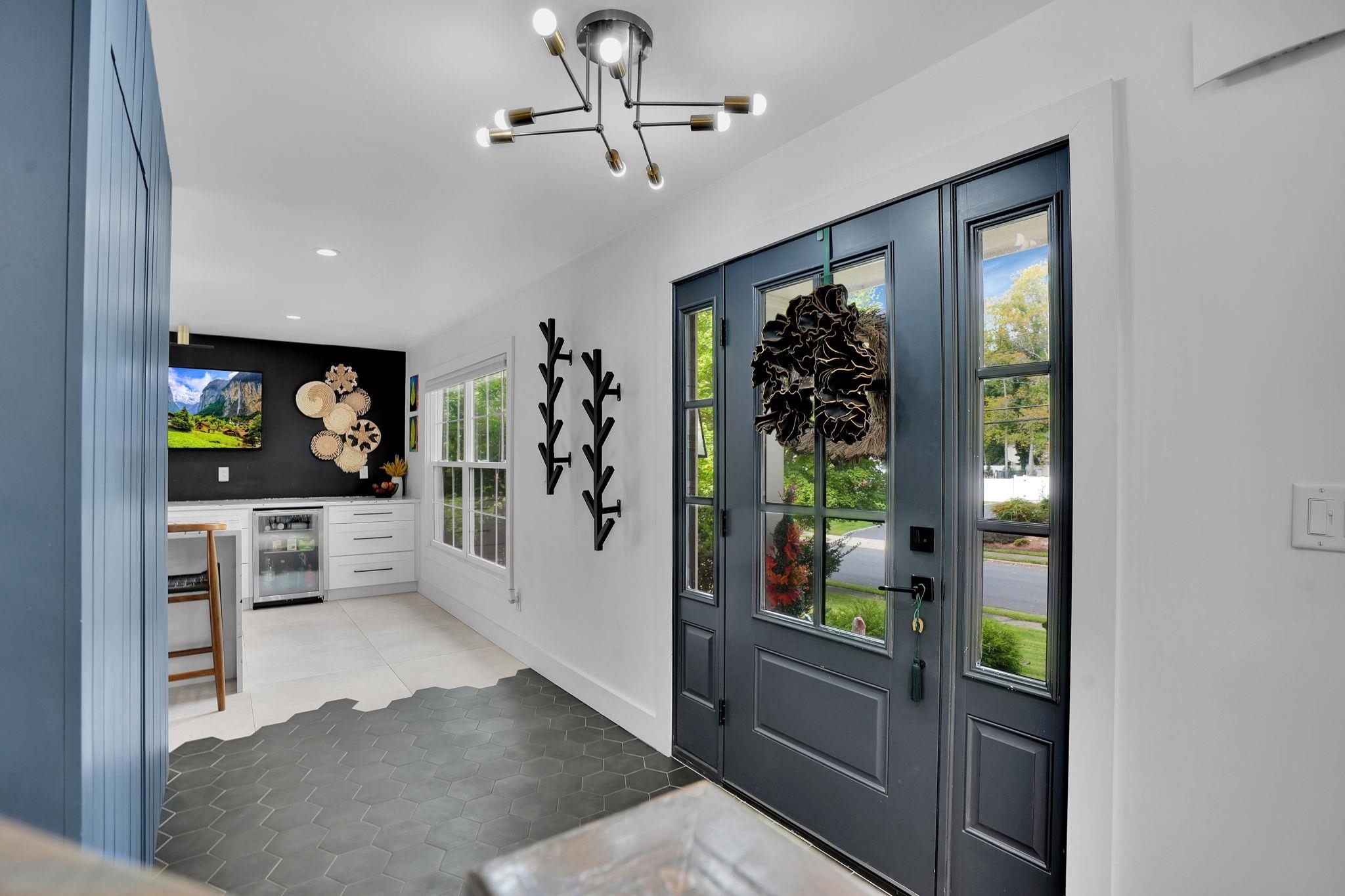 29 DEARBORN DR - Photo 4