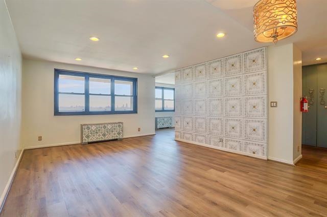 7100 BLVD EAST - Photo 4