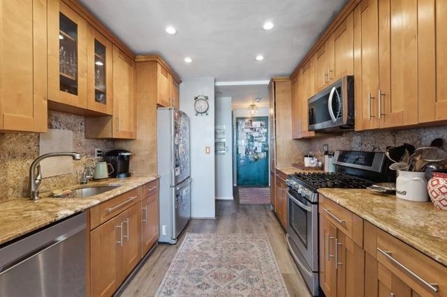 7100 BLVD EAST - Photo 5