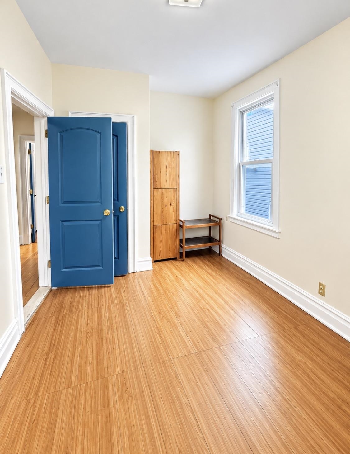 160 CARLTON AVE - Photo 4