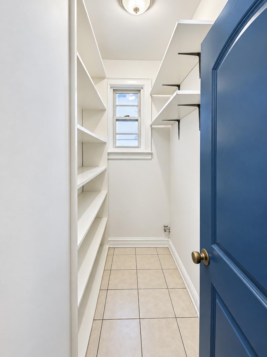 160 CARLTON AVE - Photo 5