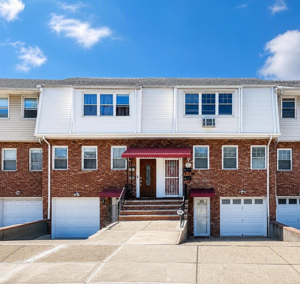 23 SKILLMAN AVE - Photo 2