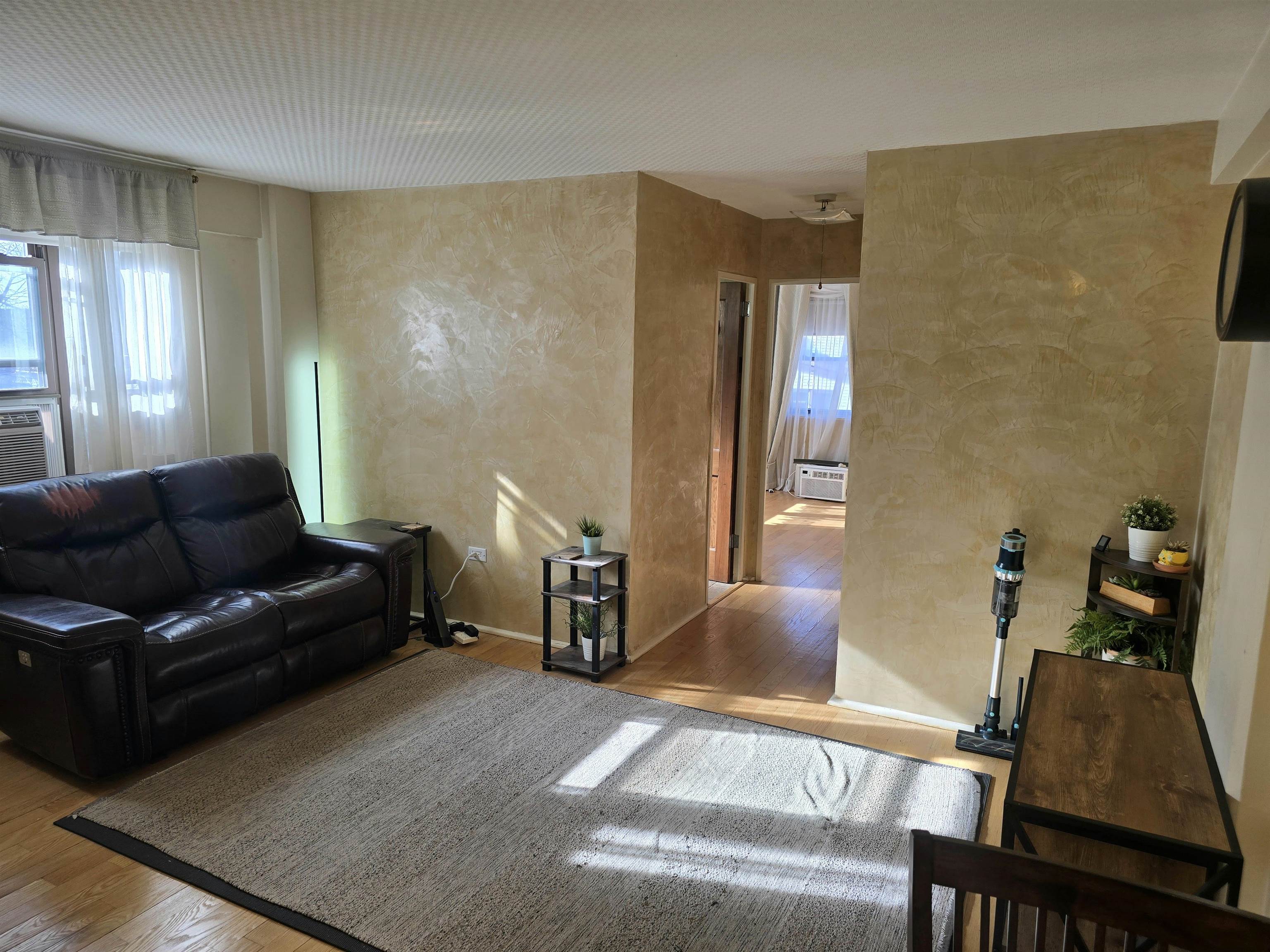 8811 BERGENLINE AVE - Photo 4