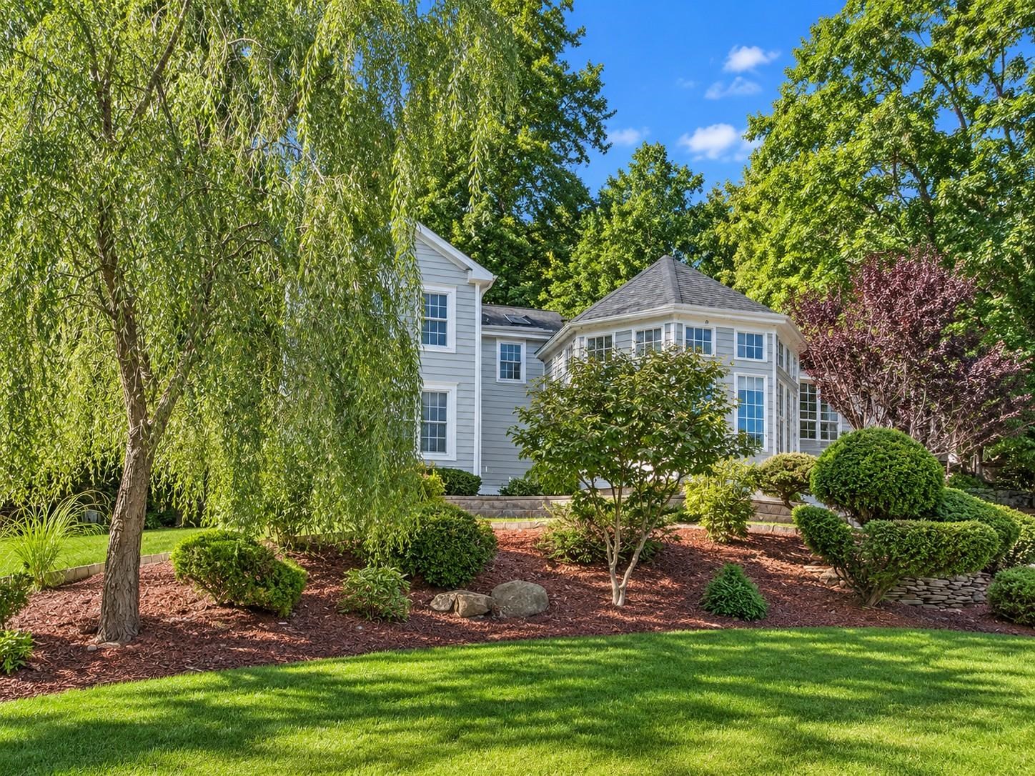35 SUNNY HILL RD - Photo 5