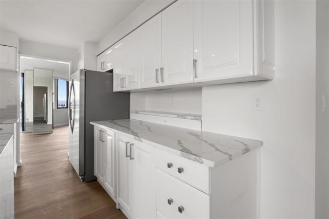 1633 HARMON COVE TOWER - Photo 5