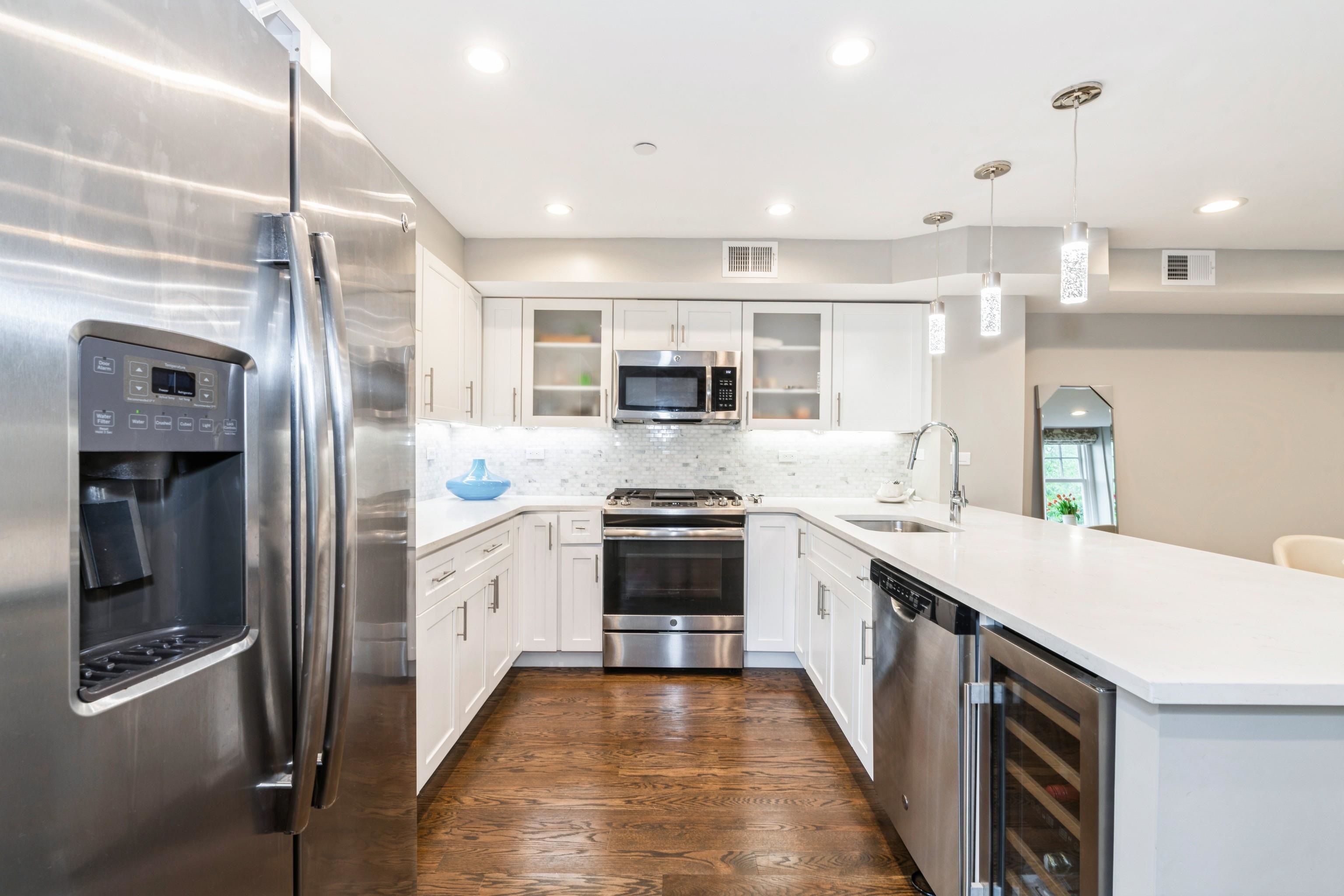 126 DELAWARE AVE - Photo 5